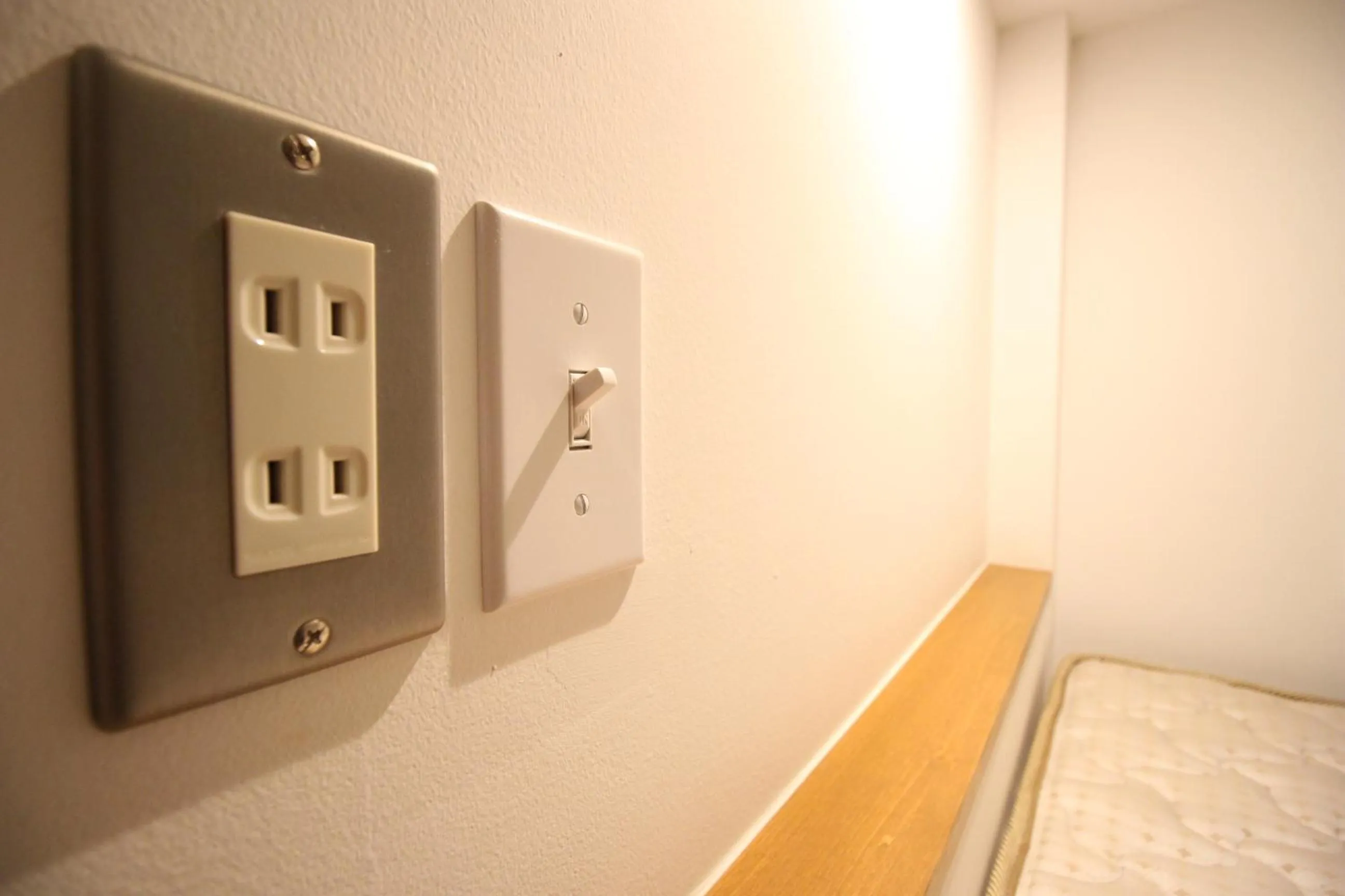 THE NEXT DOOR Dormitory & Private Hostel