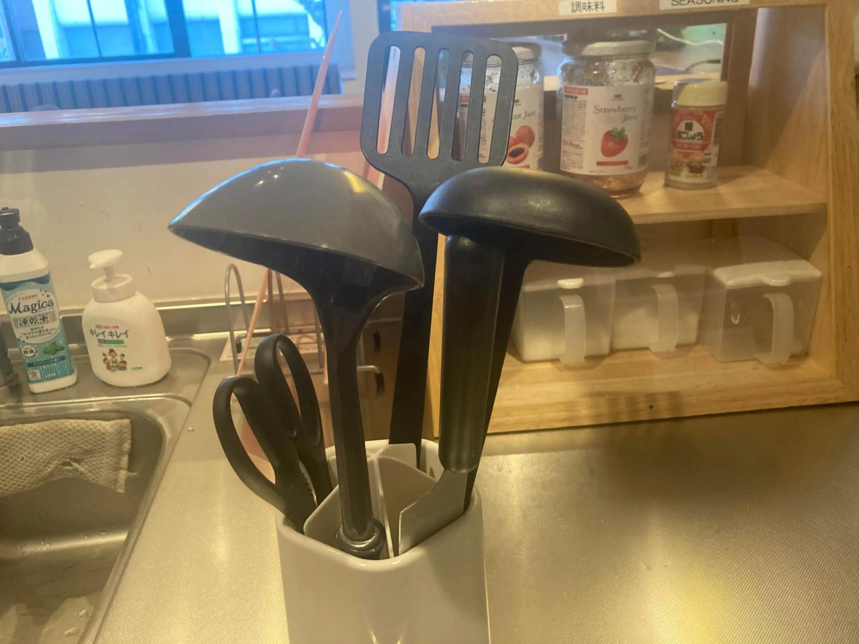 THE NEXT DOOR Dormitory & Private Hostel