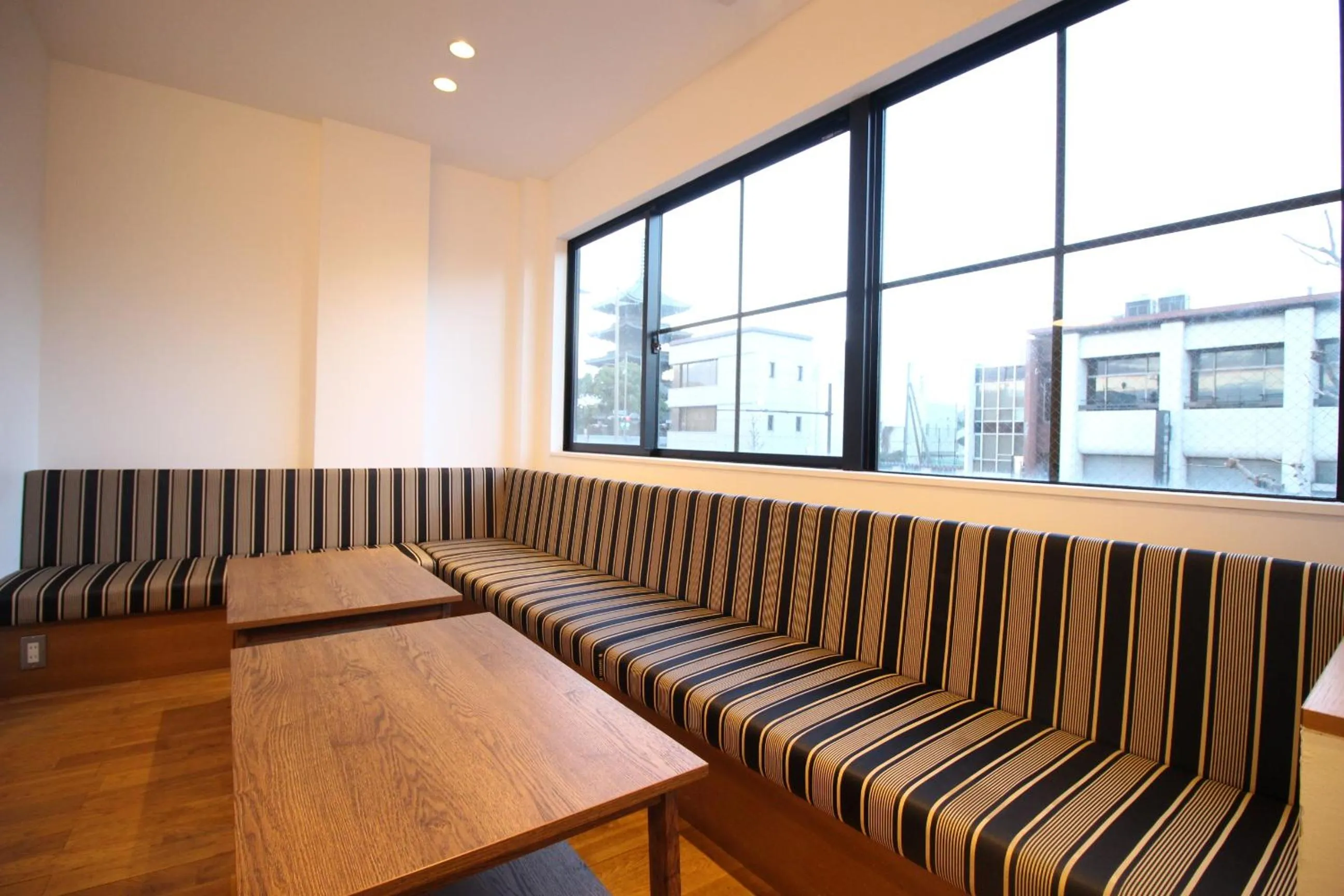 Dining area in THE NEXT DOOR Dormitory & Private Hostel