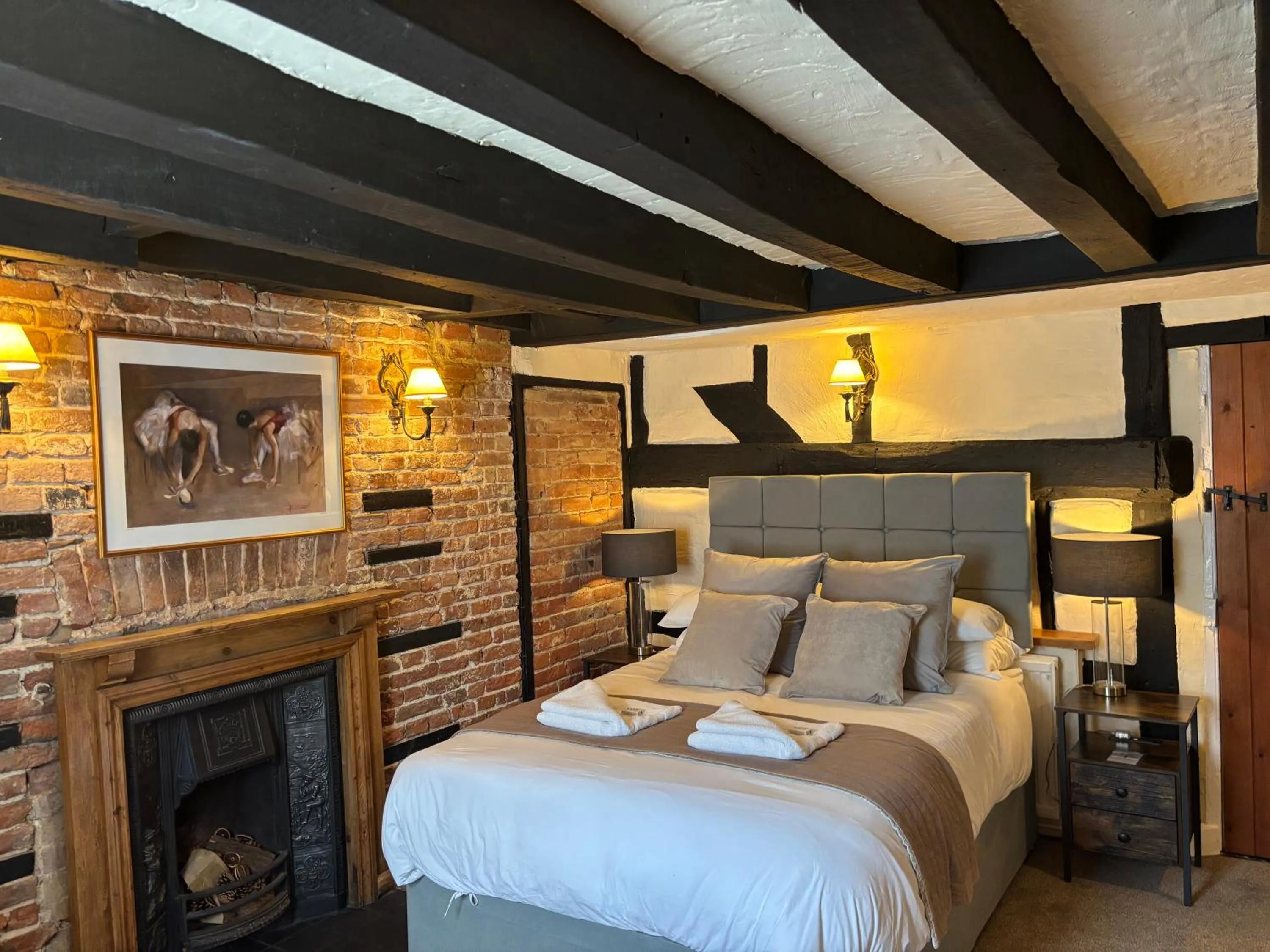 Bed in The Half Moon Inn