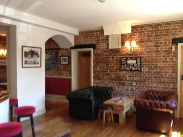 Restaurant/places to eat in The Half Moon Inn