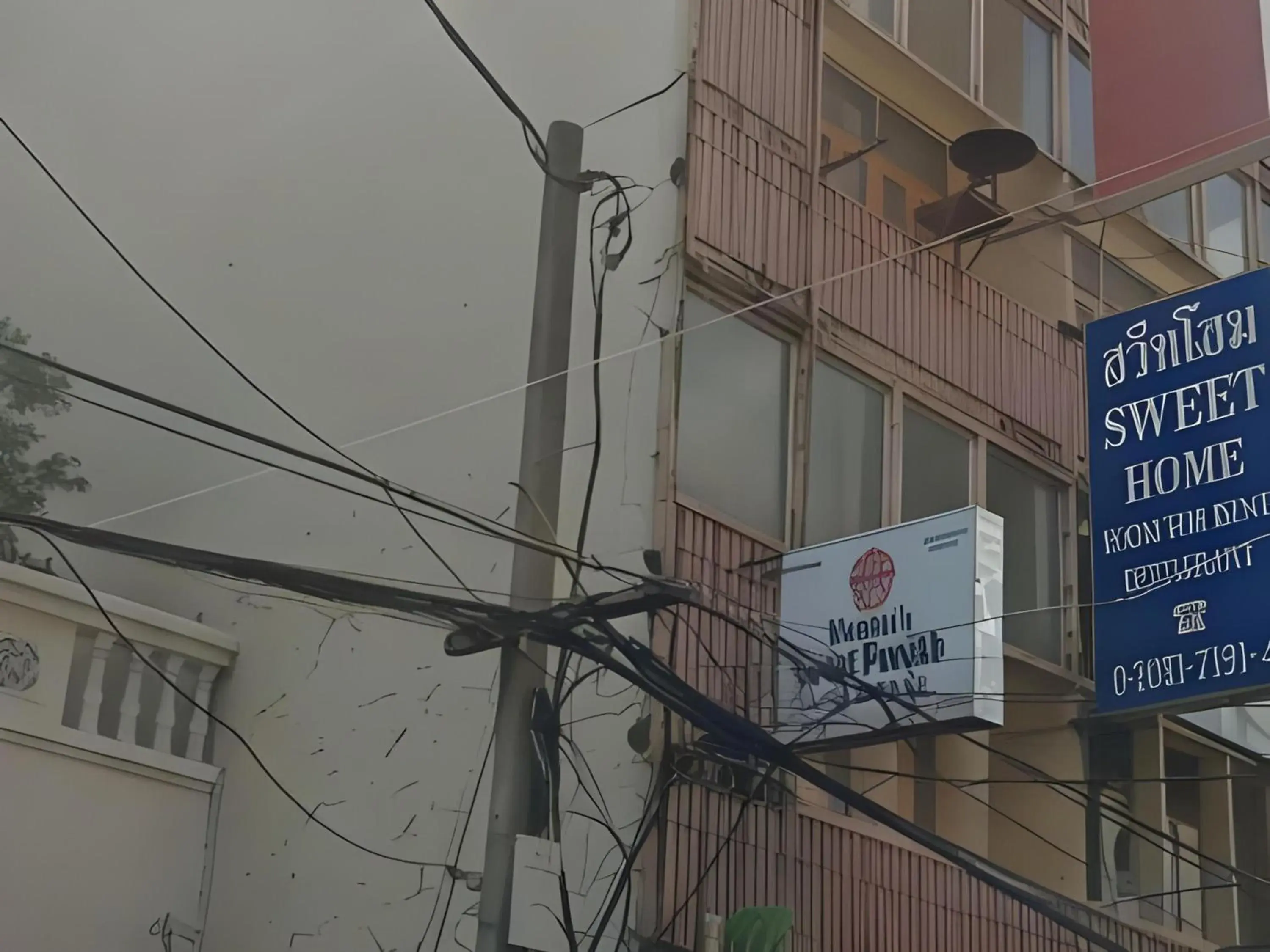 Property building in OYO 583 Sweethome Guest House Property building in OYO 583 Sweethome Guest House