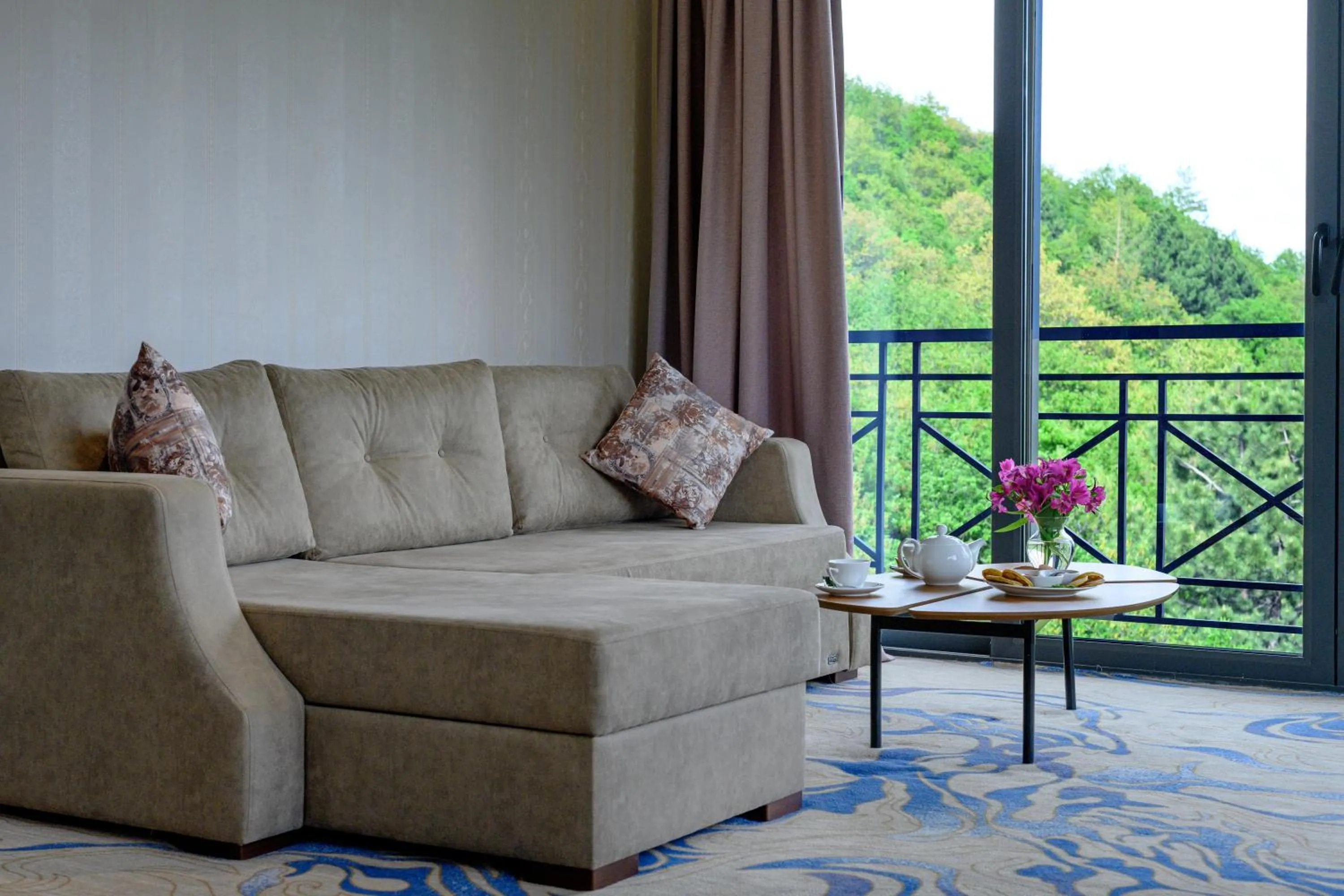 Living room in Aurora Resort Tsaghkadzor, By One