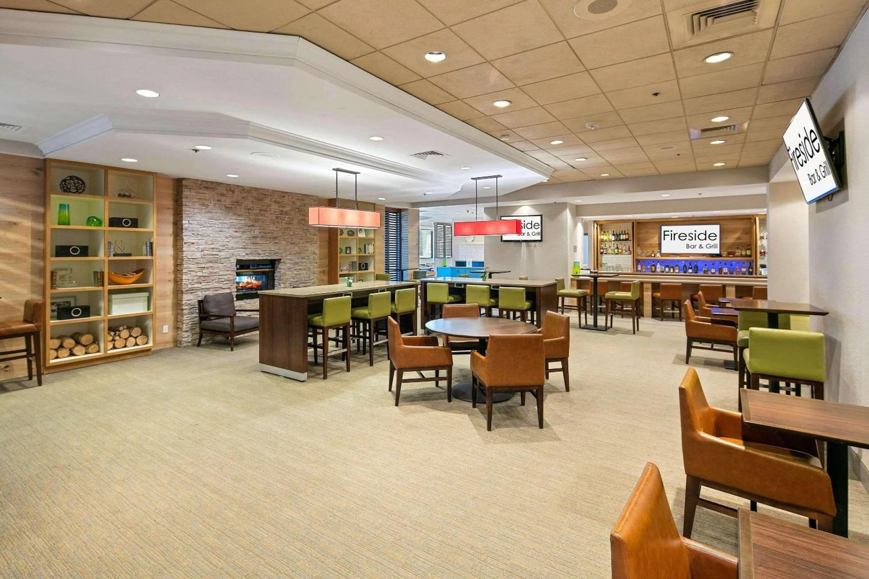 Restaurant/places to eat in Country Inn & Suites by Radisson, San Diego North, CA