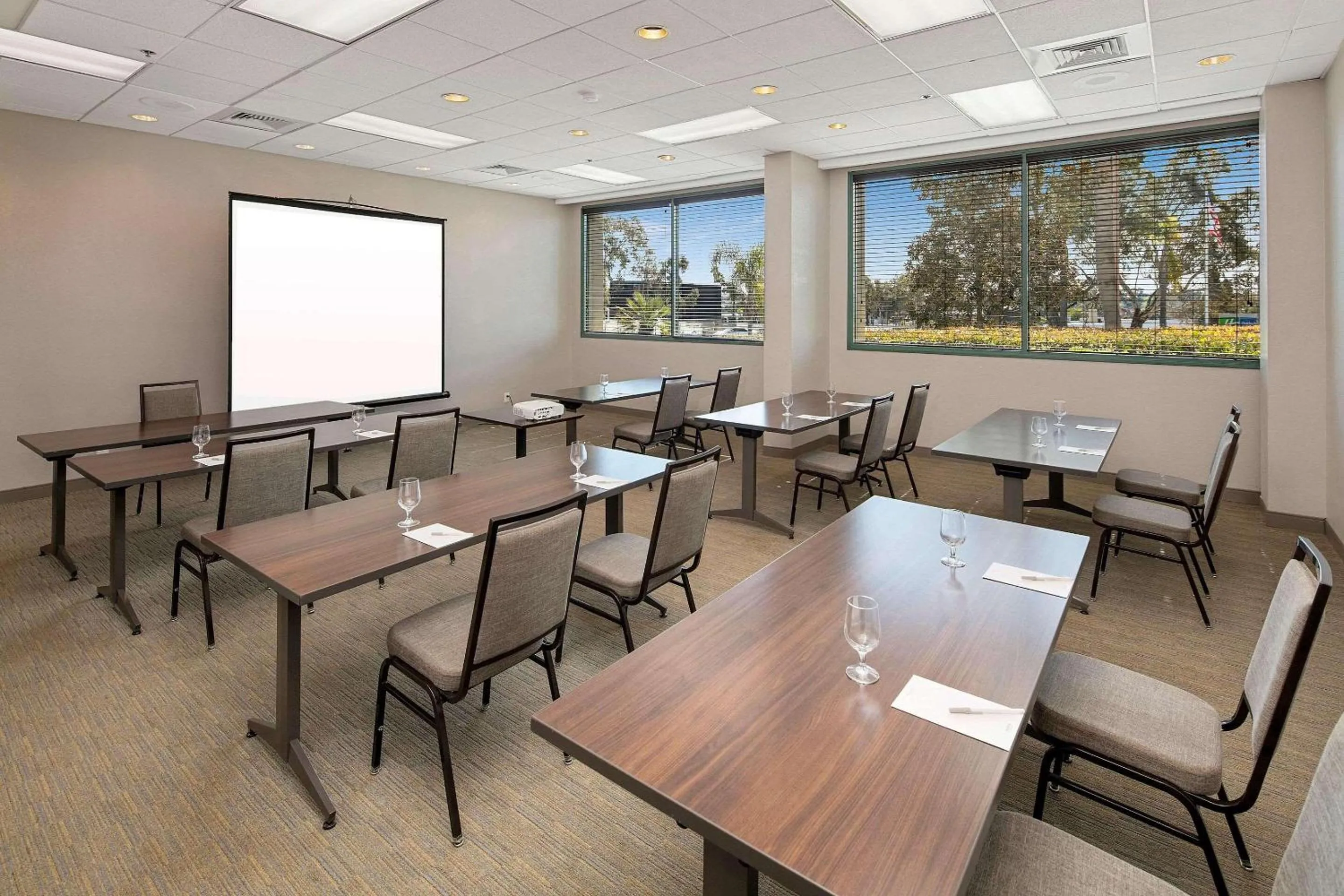 Meeting/conference room in Country Inn & Suites by Radisson, San Diego North, CA