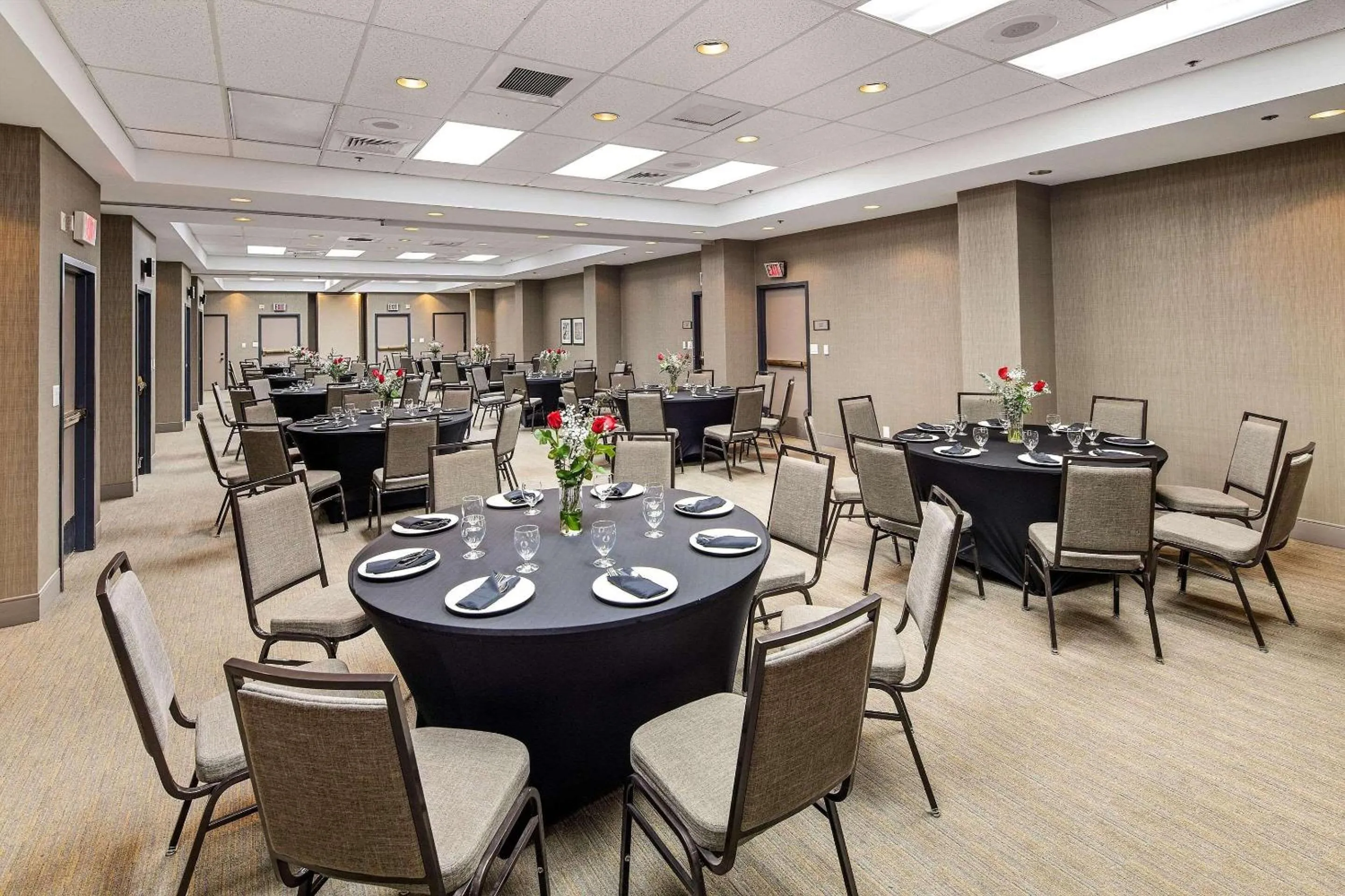 Meeting/conference room in Country Inn & Suites by Radisson, San Diego North, CA
