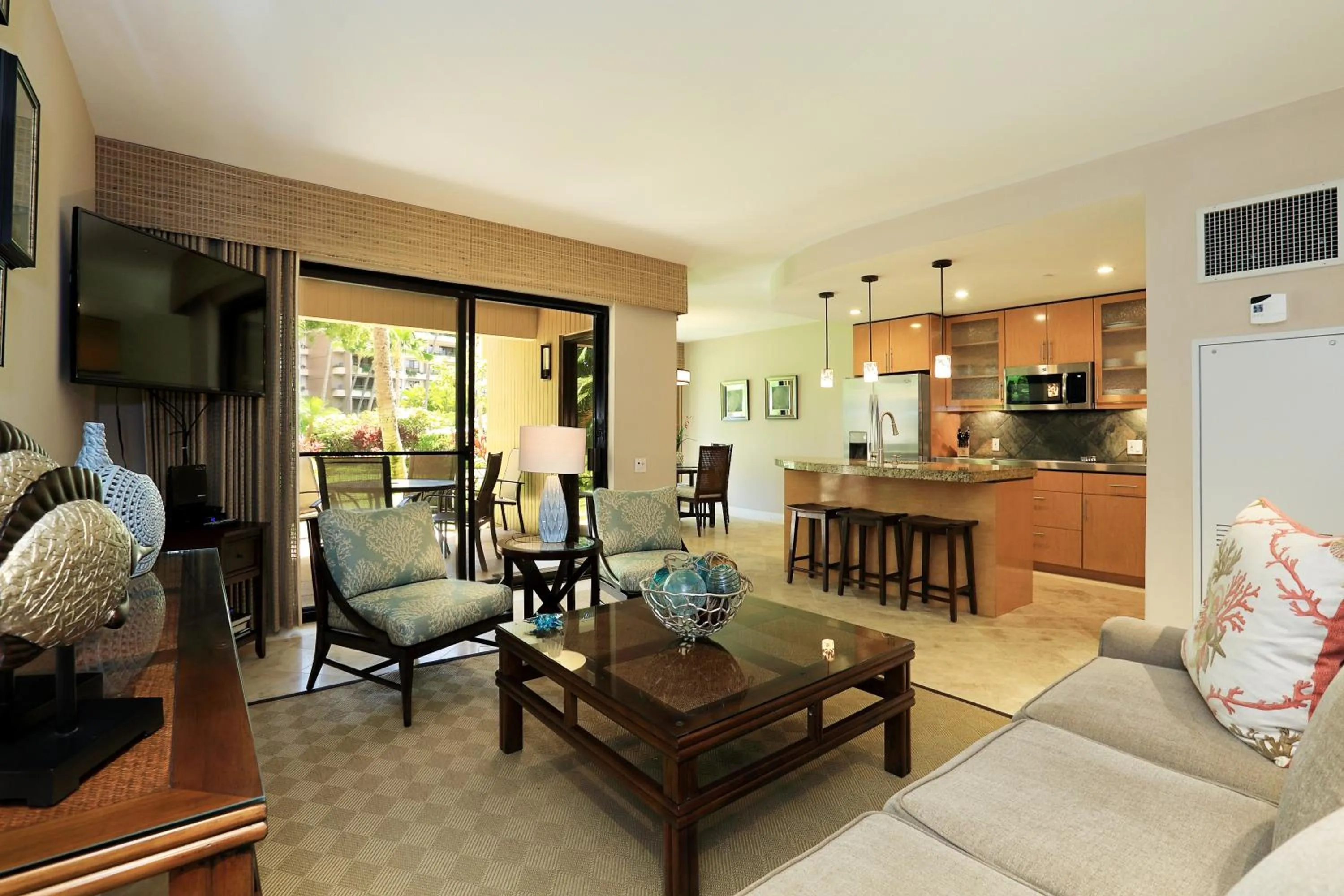 Living room in Kaanapali Alii