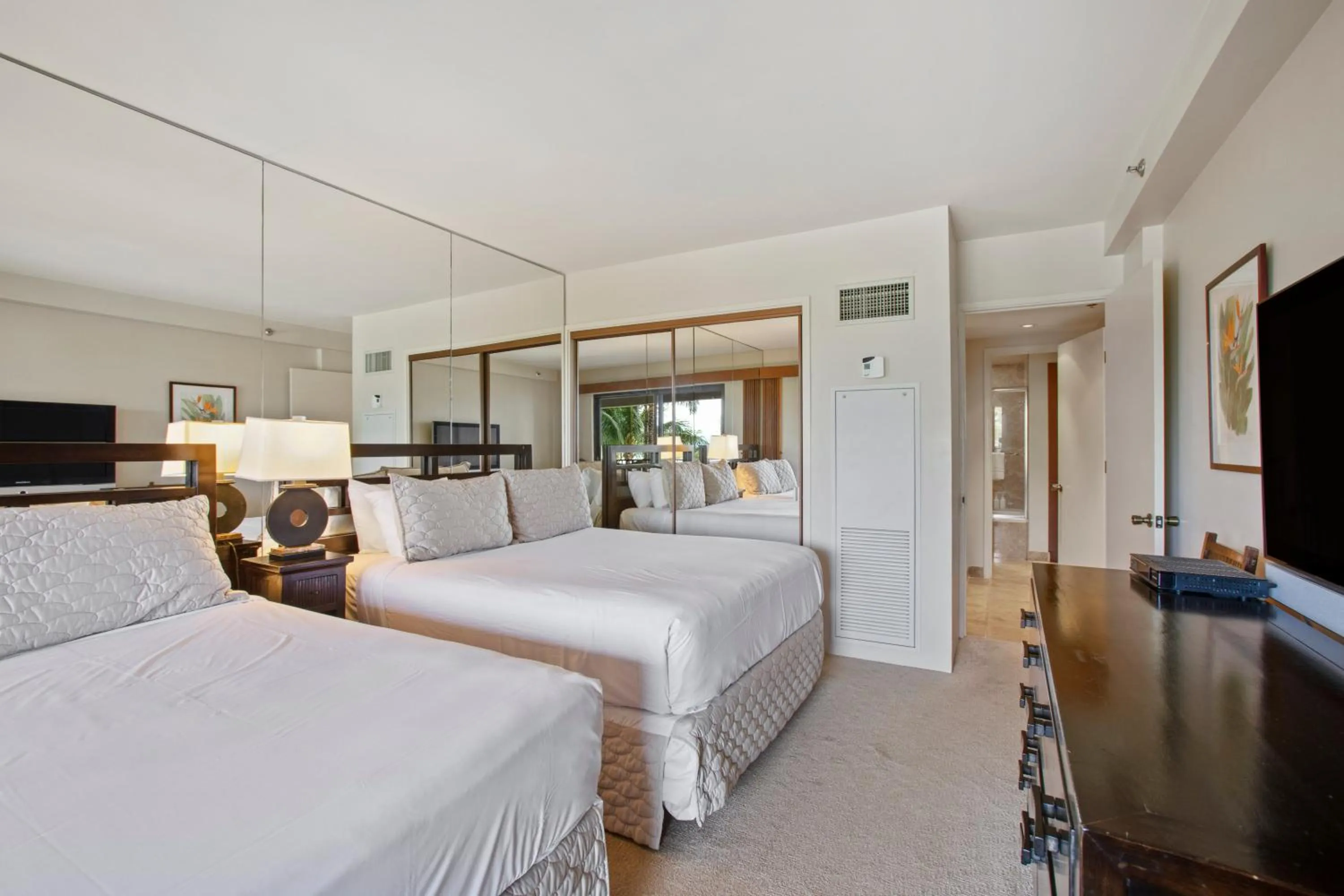 Bed in Kaanapali Alii