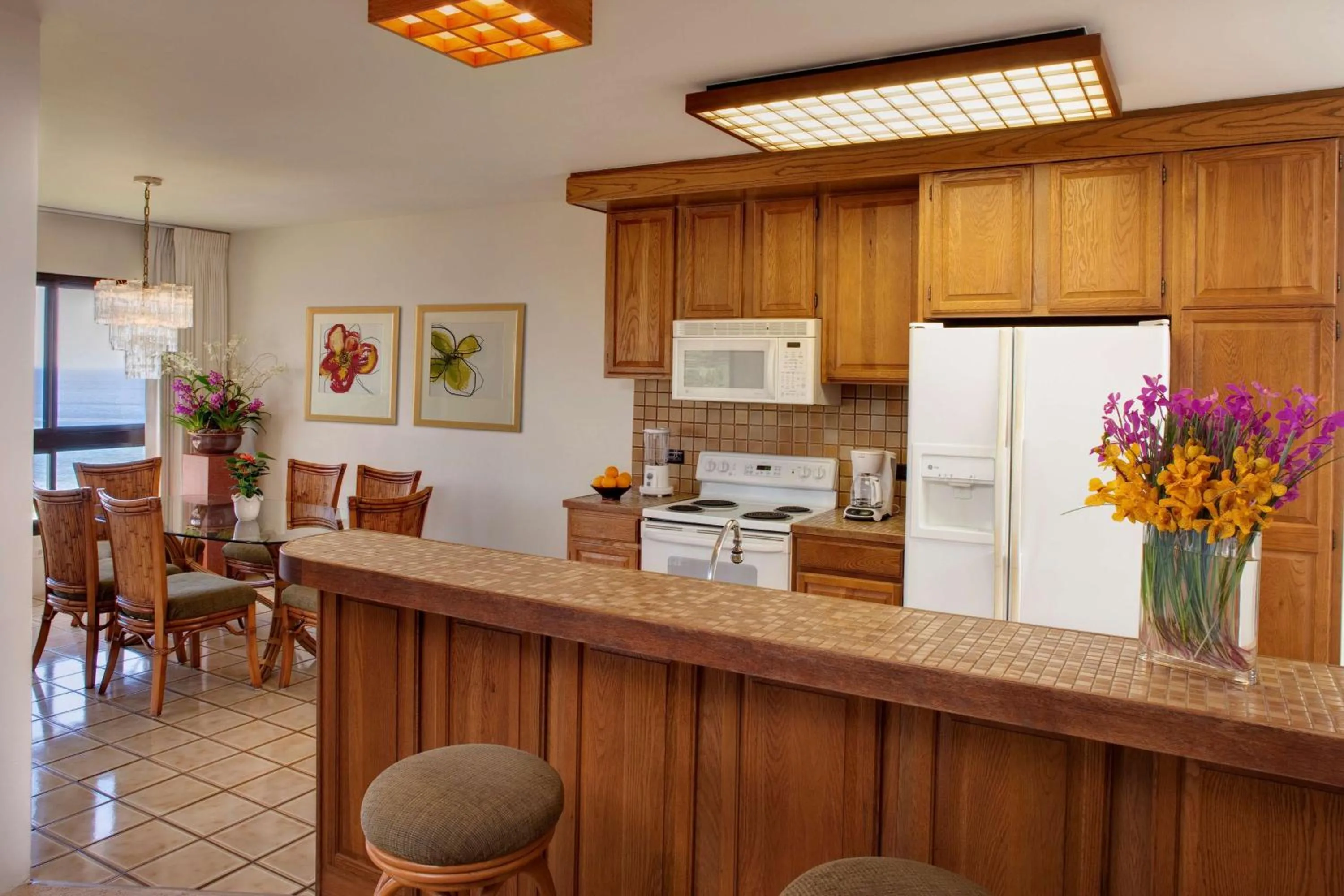 Photo of the whole room in Kaanapali Alii