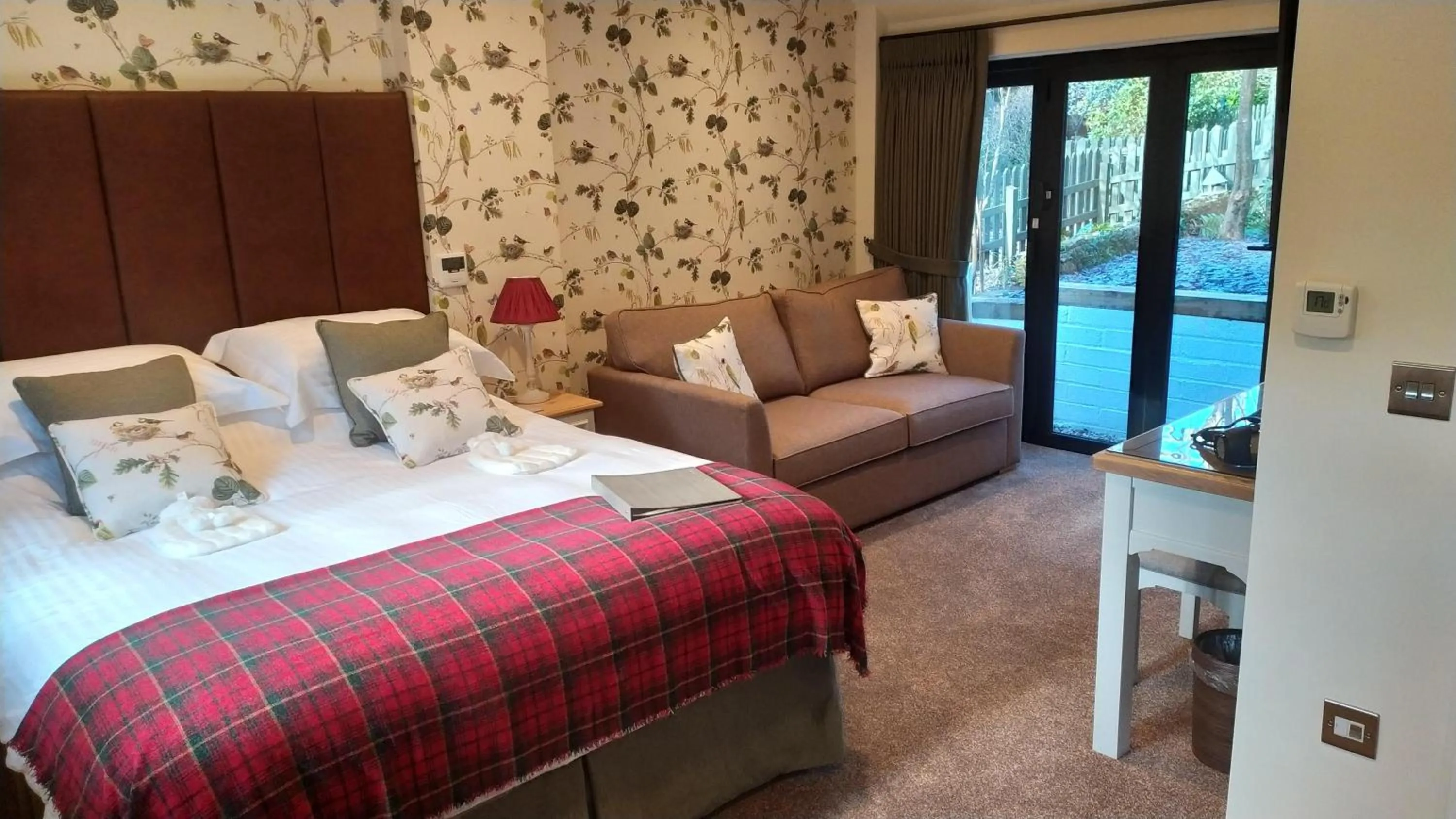 Other, Bed in Thatched Eaves