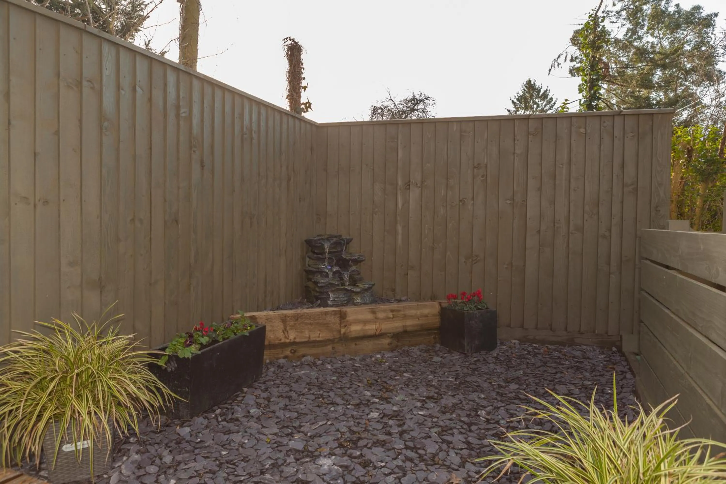 Property building in Thatched Eaves