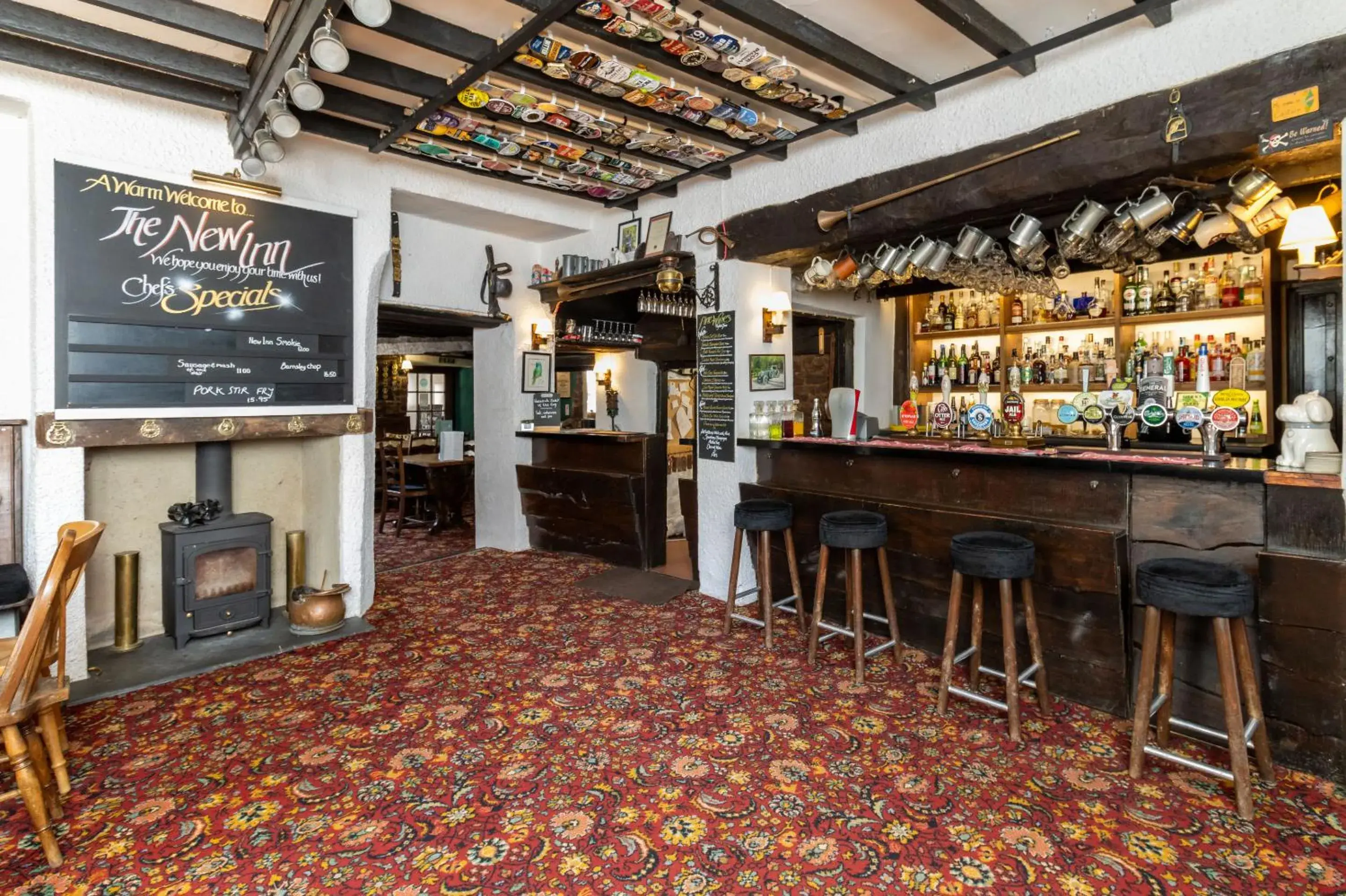 Lounge or bar in New Inn Lounge or bar in New Inn