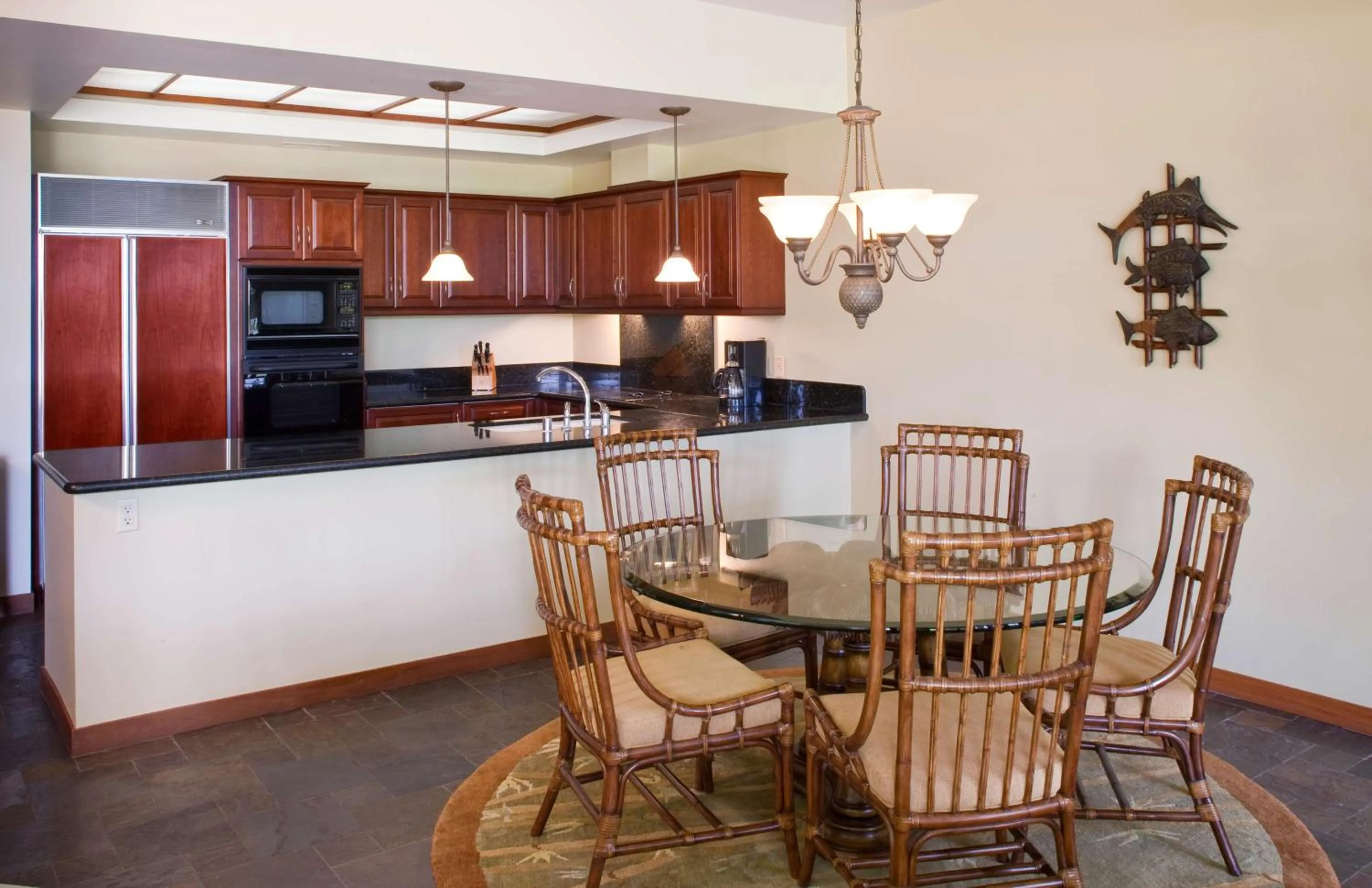 Photo of the whole room in Mauna Lani Point