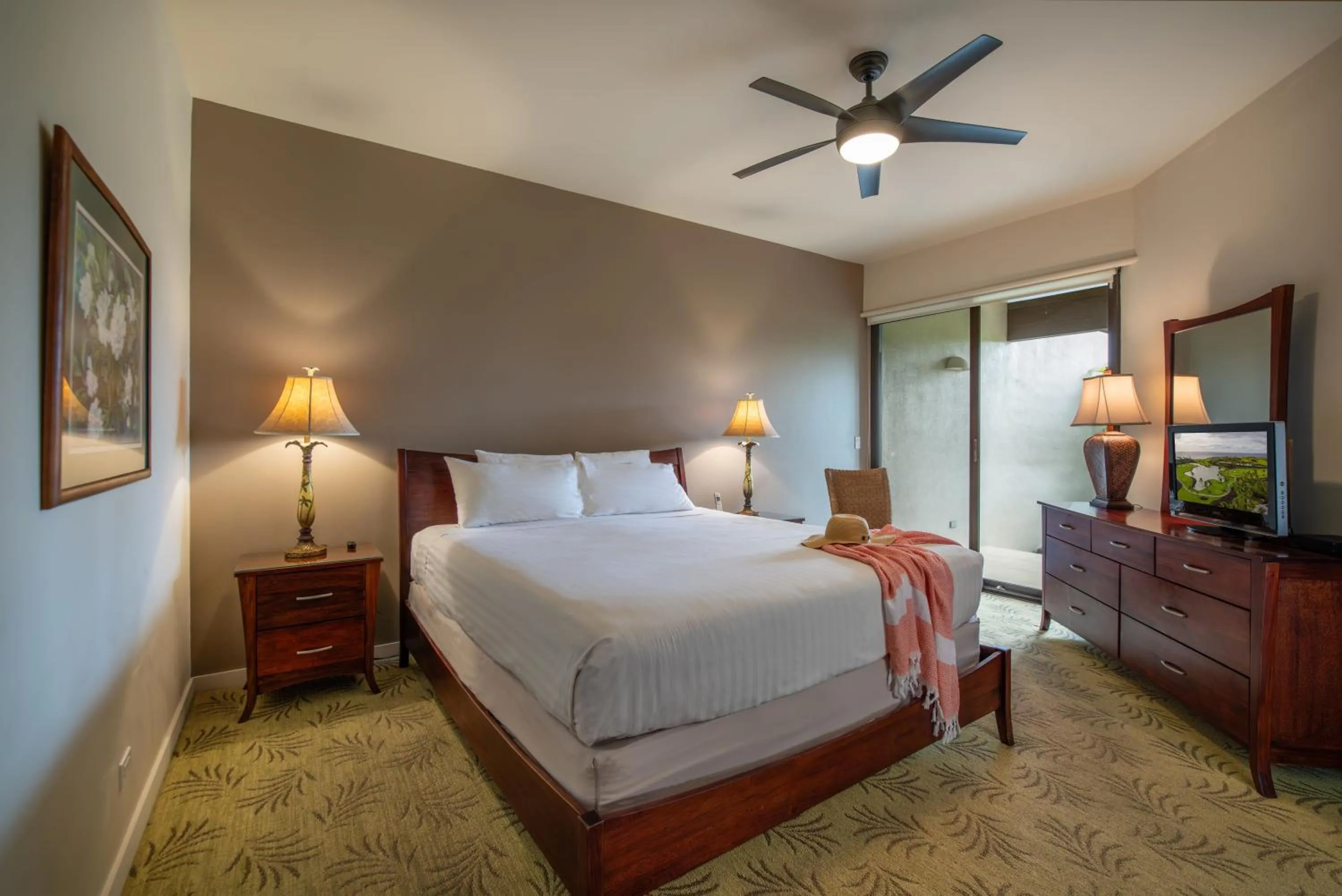 Bedroom in Mauna Lani Point