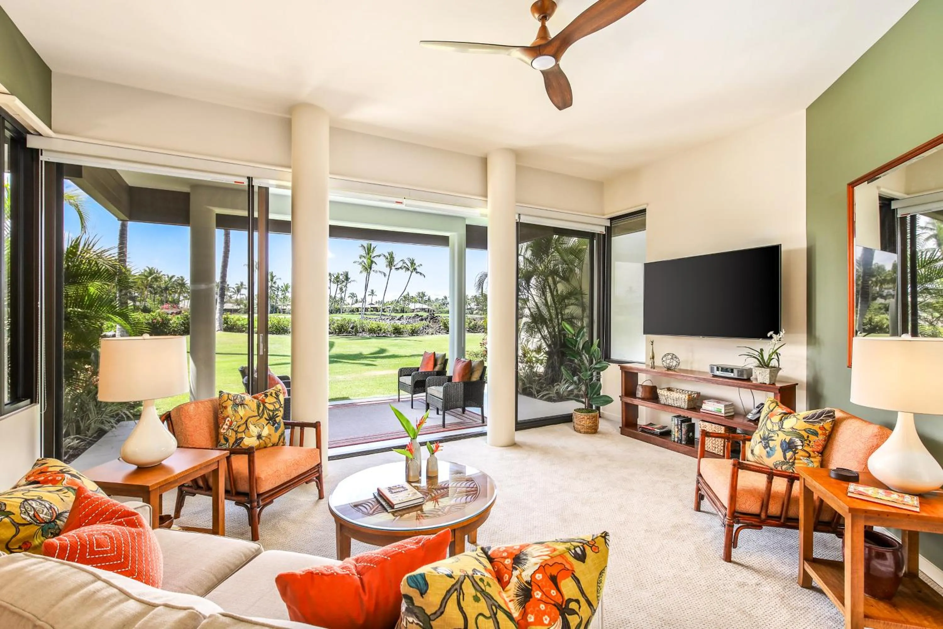 Living room in Mauna Lani Point