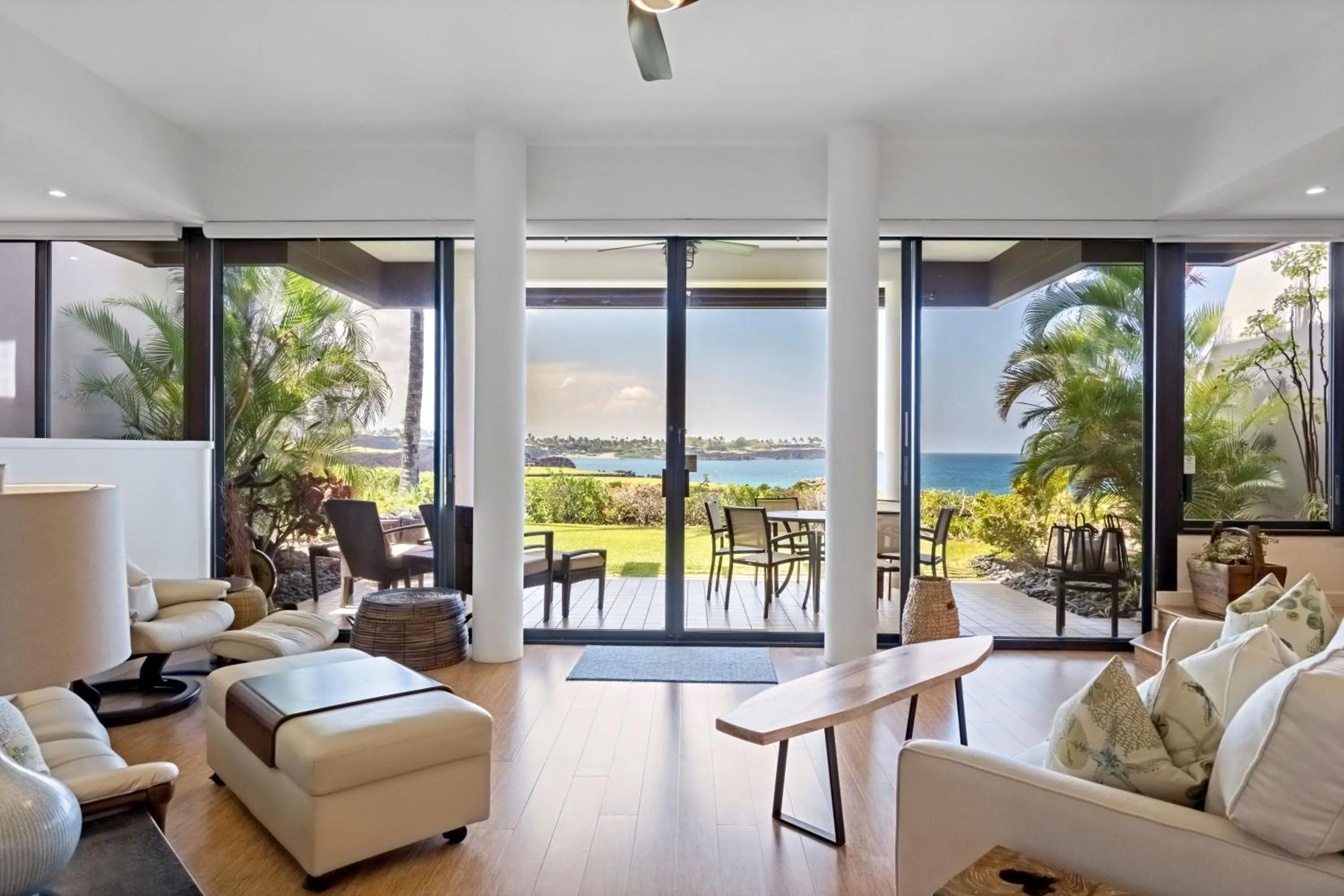 Living room in Mauna Lani Point