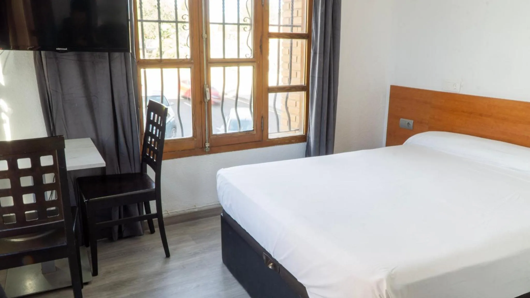 Bed in SunDos Feria Valencia