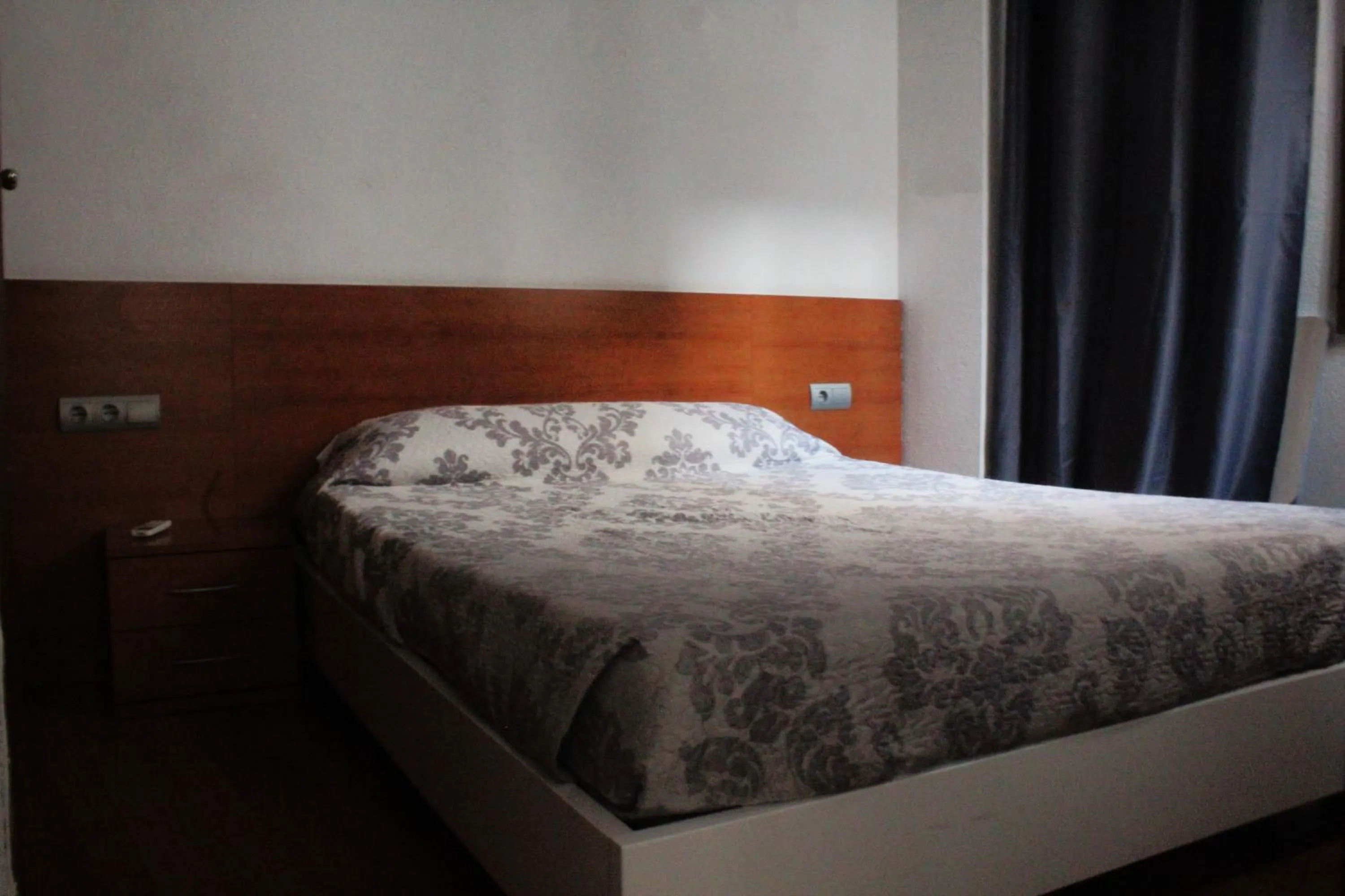 Bed in SunDos Feria Valencia