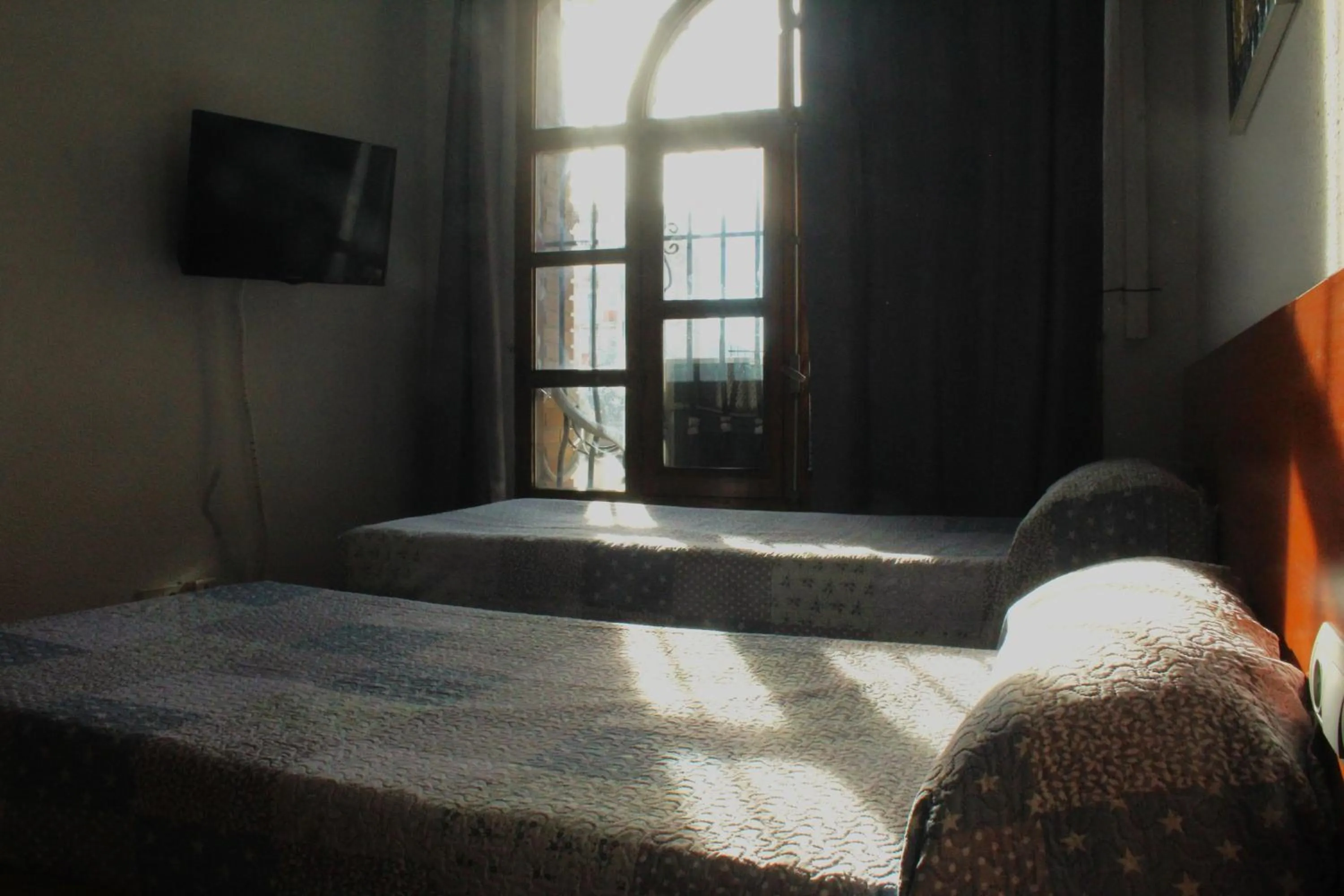 Bed in SunDos Feria Valencia