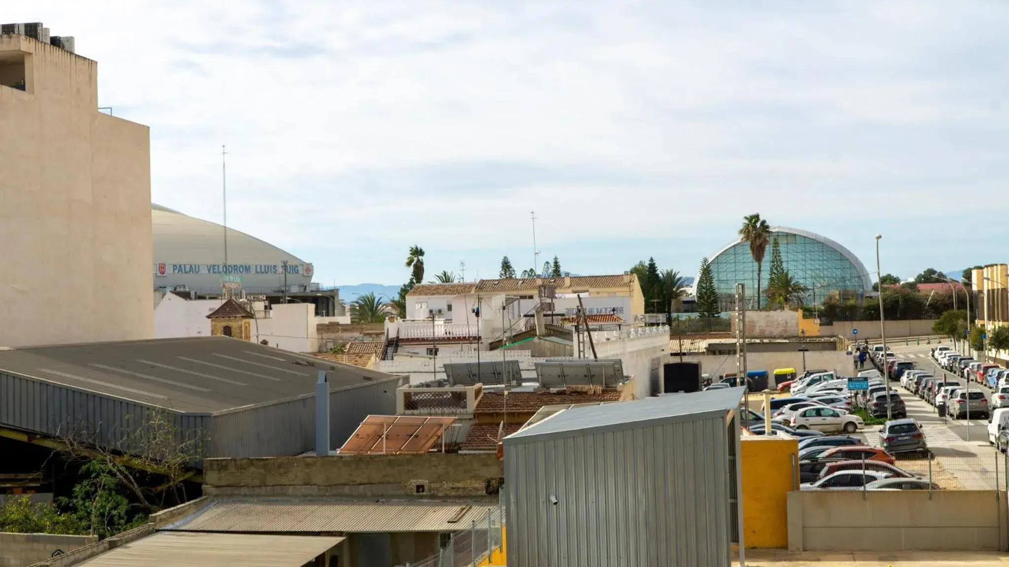 Landmark view in SunDos Feria Valencia Landmark view in SunDos Feria Valencia
