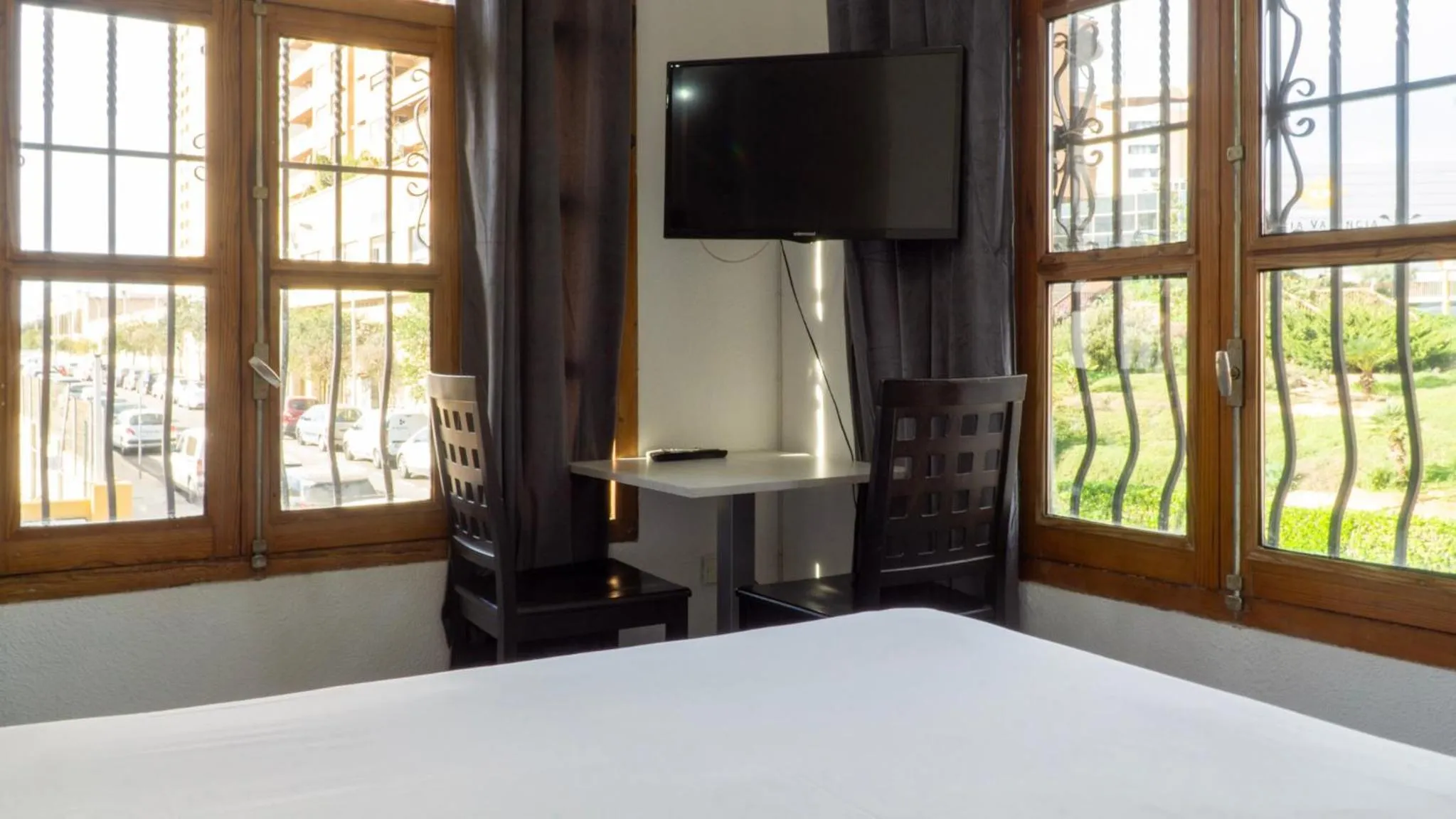 Bed in SunDos Feria Valencia