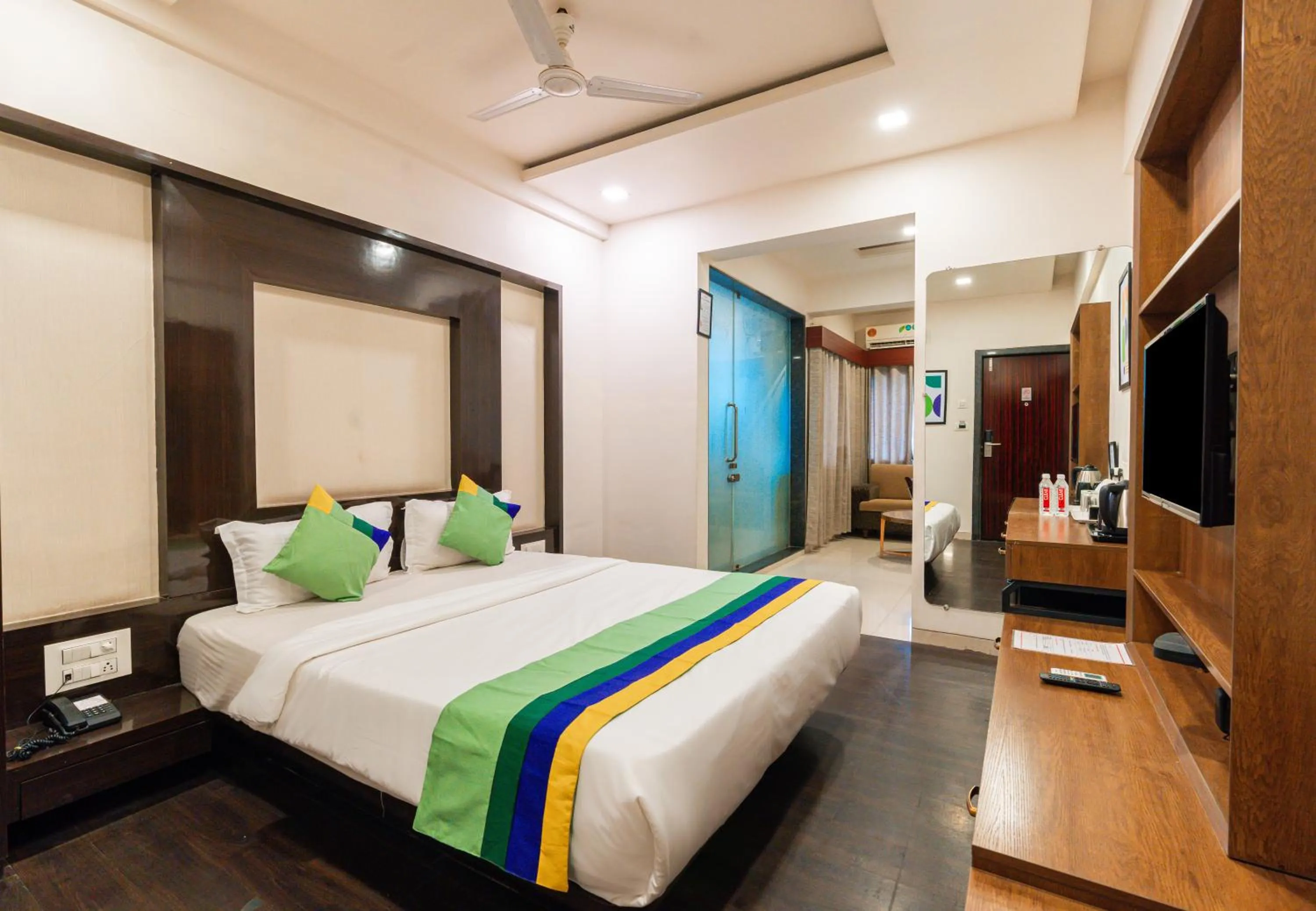 Bedroom, Bed in Treebo Westview