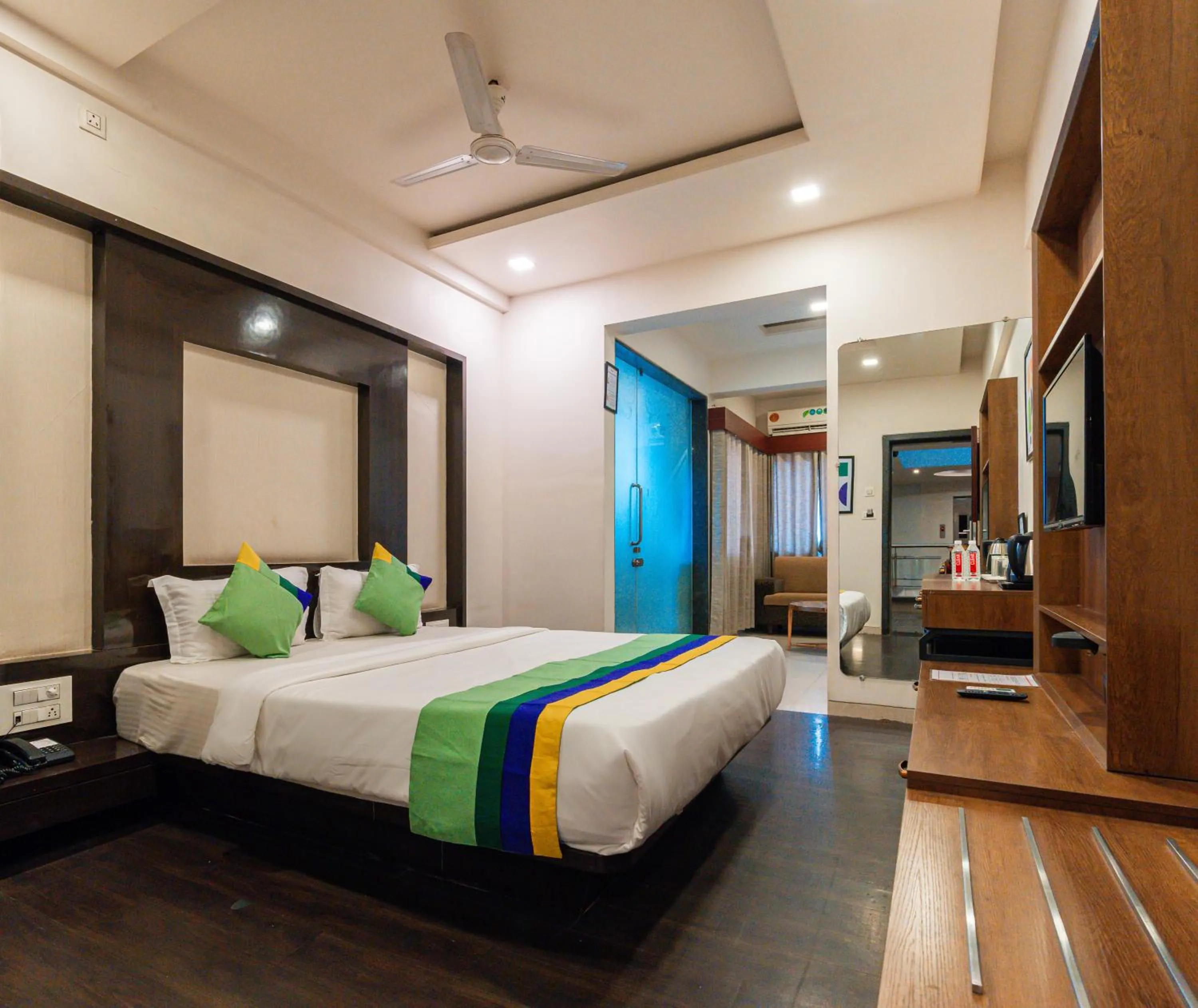 Bedroom, Bed in Treebo Westview