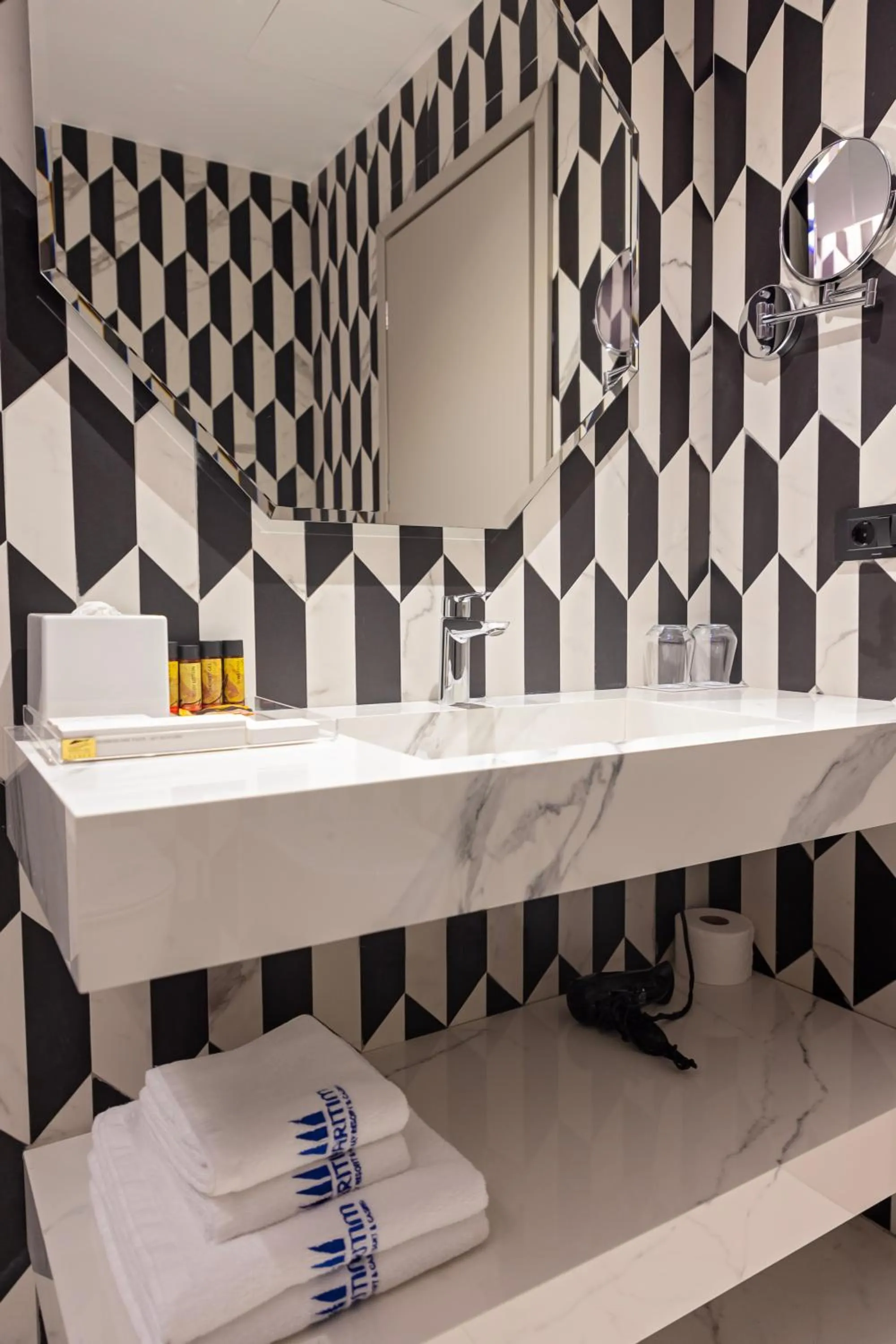 Bathroom in Maritim Marina Bay Resort SPA & Casino