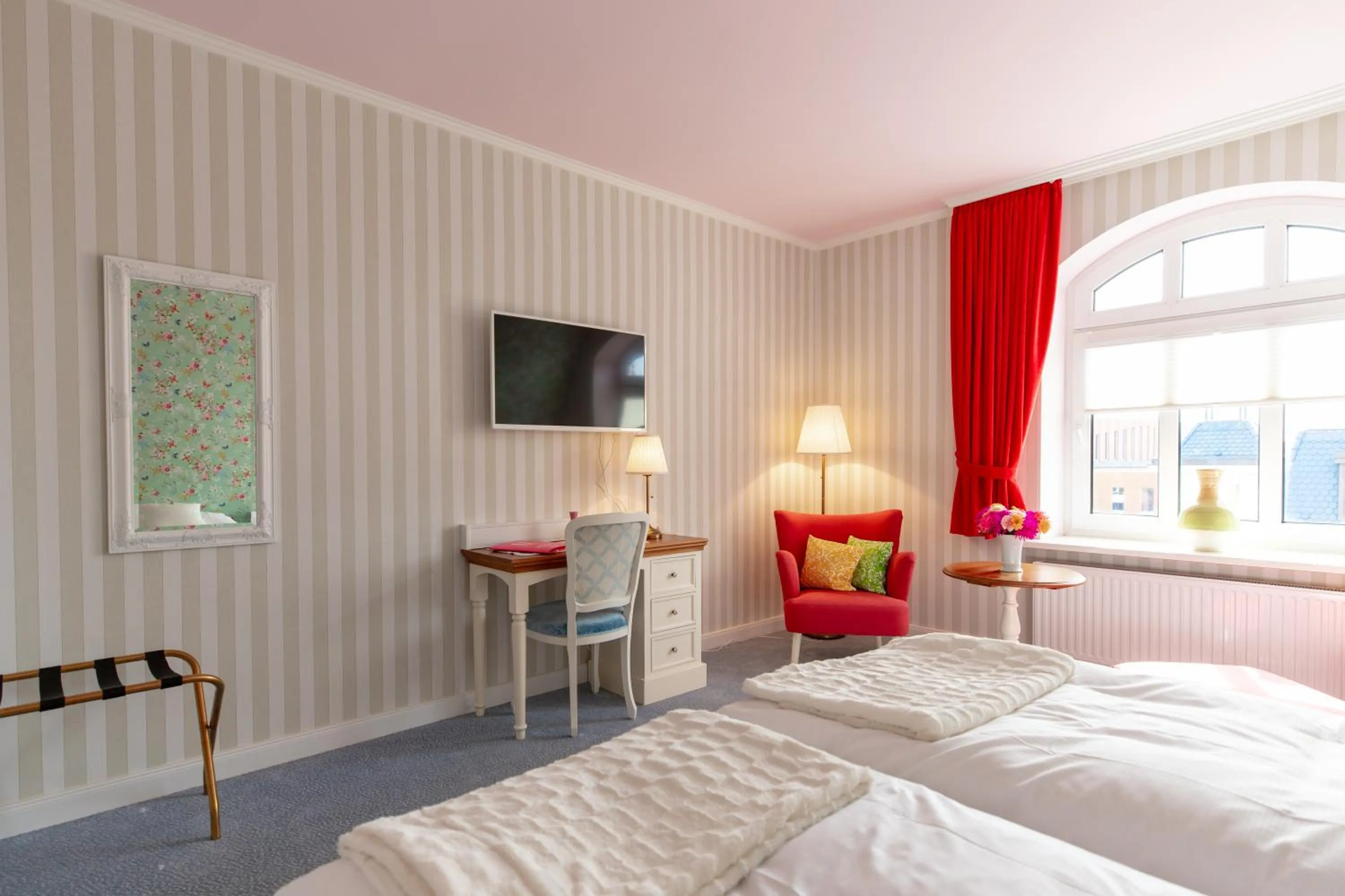 Photo of the whole room, Bed in La Maison M