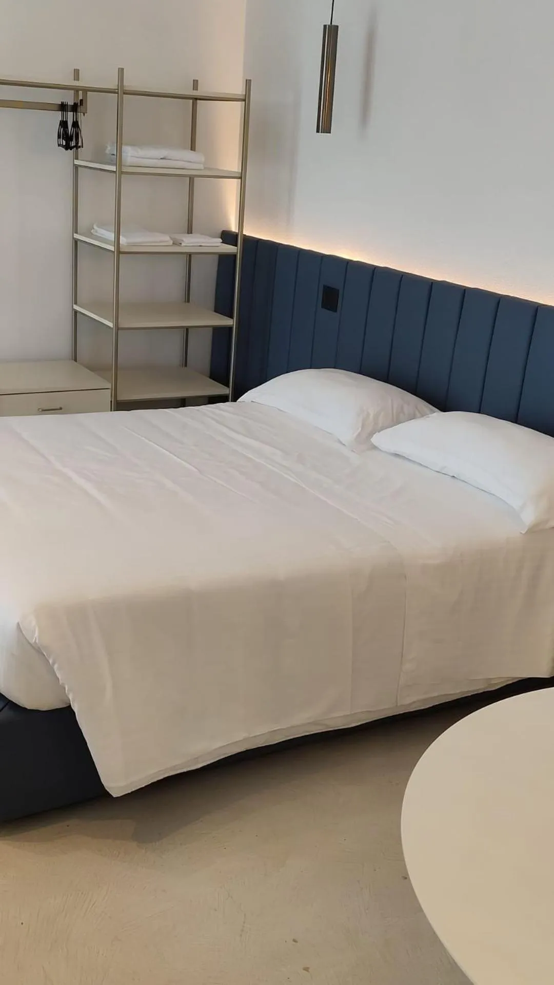 Bed in Gabbiano Suites