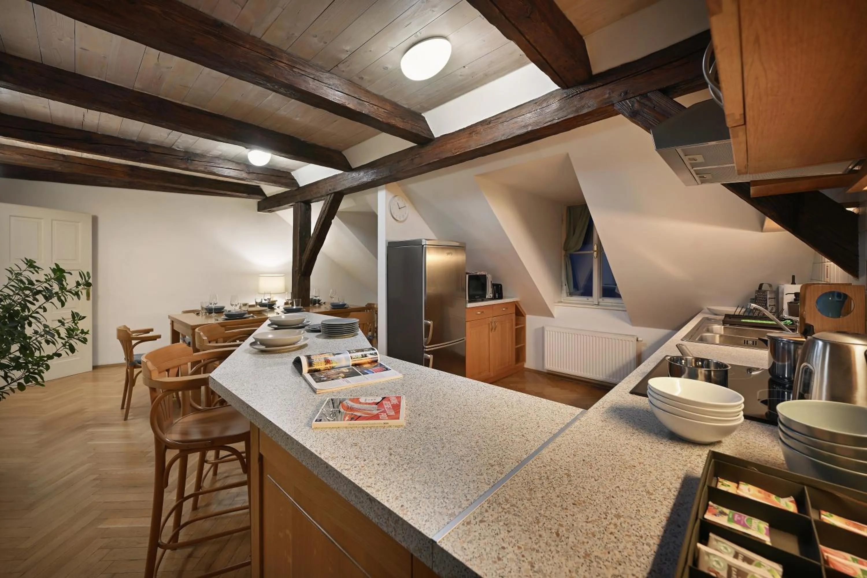 Kitchen or kitchenette in White Swan Boutique Apartments