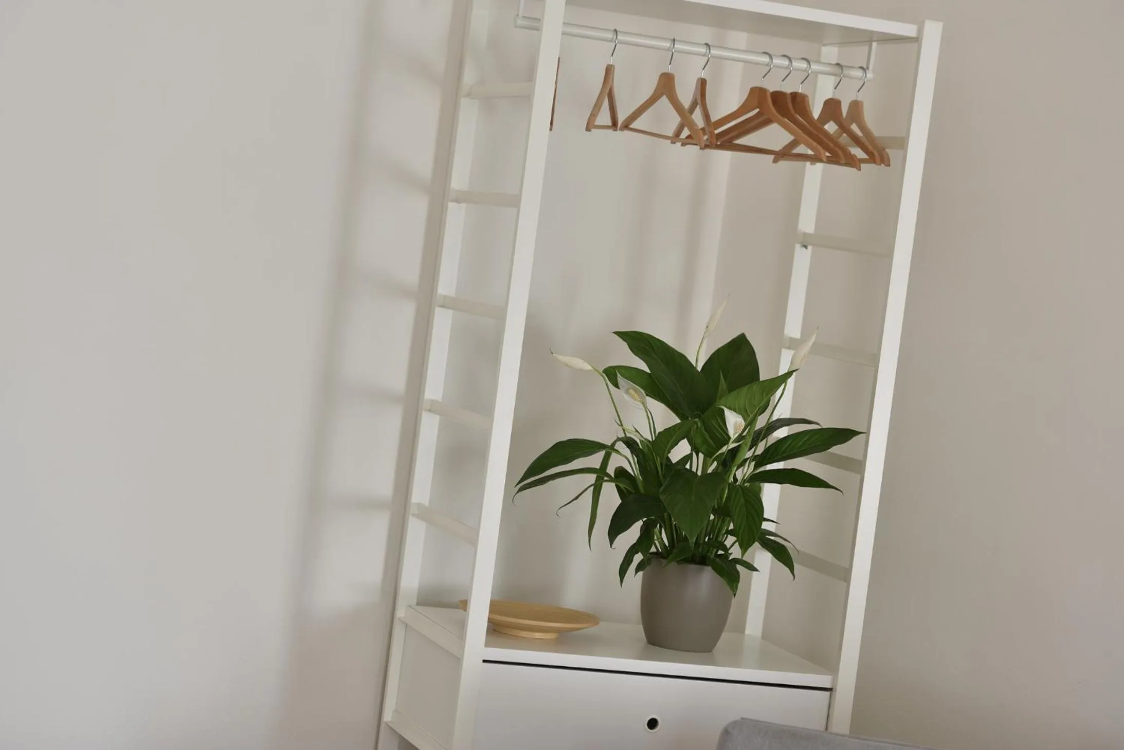 wardrobe in White Swan Boutique Apartments