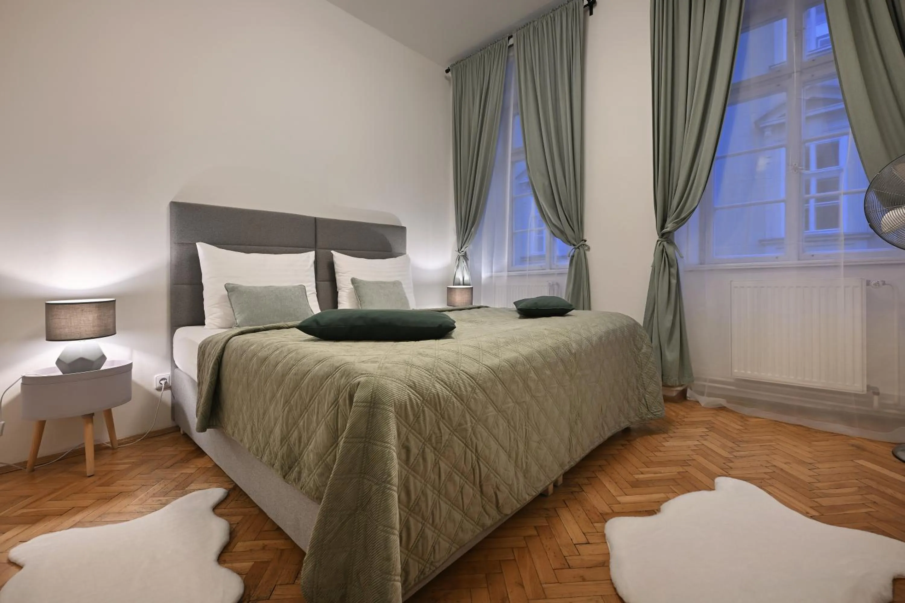 Bed in White Swan Boutique Apartments