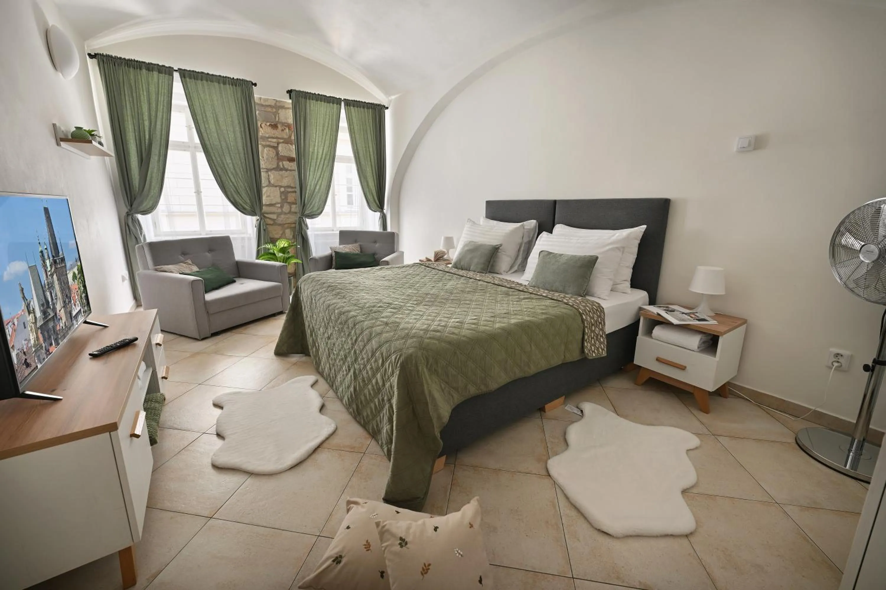 Bed in White Swan Boutique Apartments