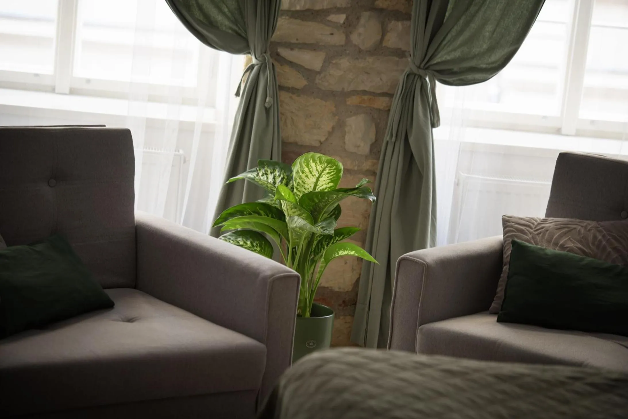 Seating area in White Swan Boutique Apartments