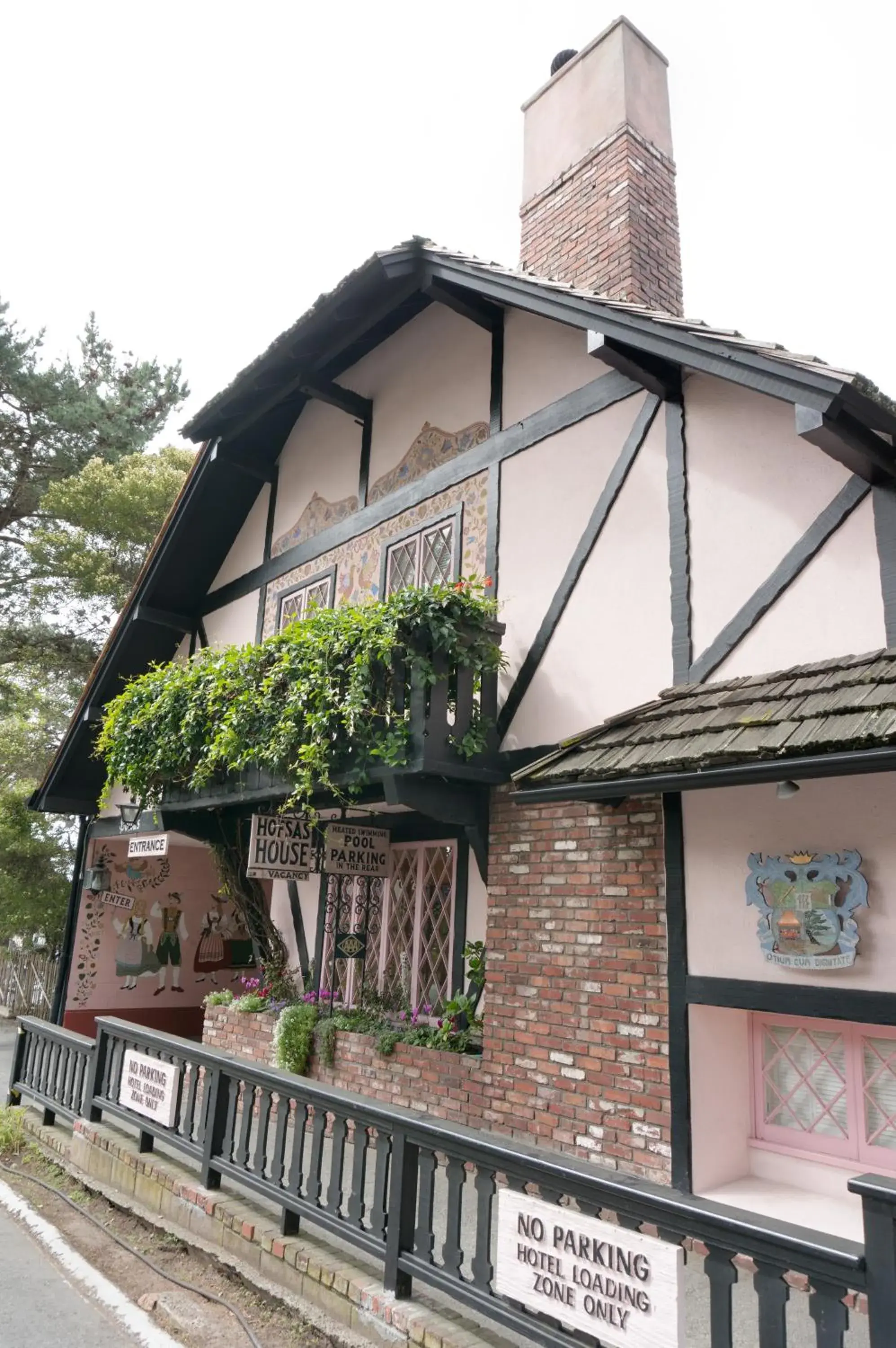Facade/entrance in Hofsas House Hotel Facade/entrance in Hofsas House Hotel
