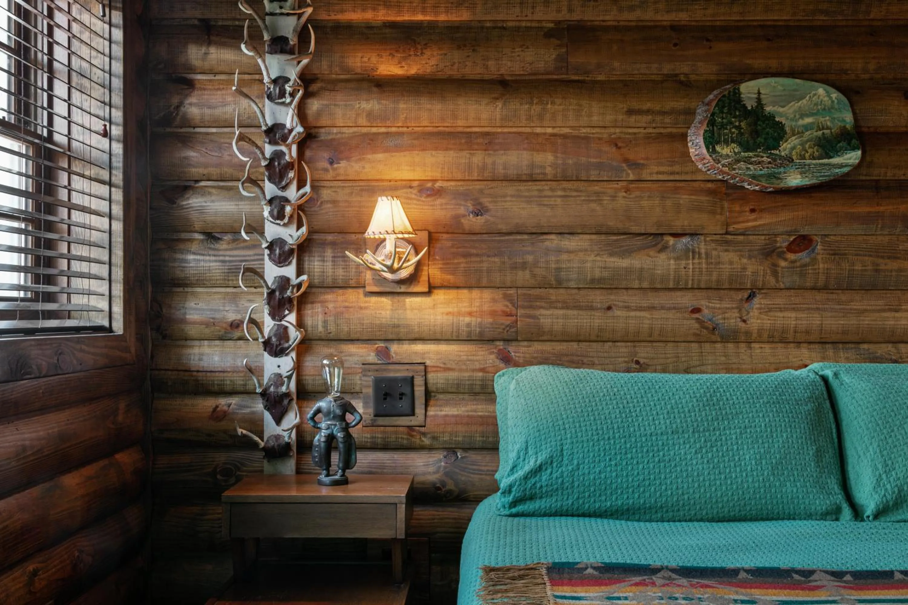 Bedroom in The Dive Motel and Swim Club