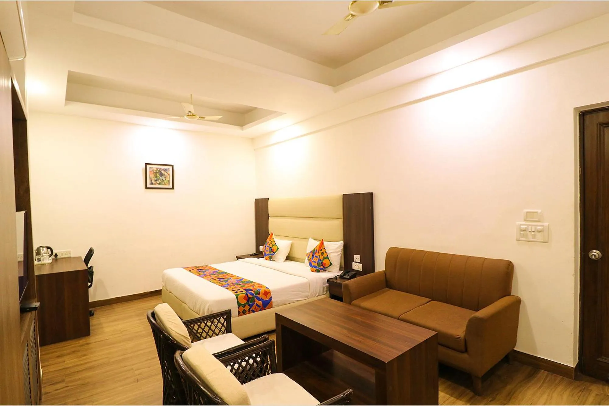 Coffee/tea facilities, Bed in Hotel Bel Morris