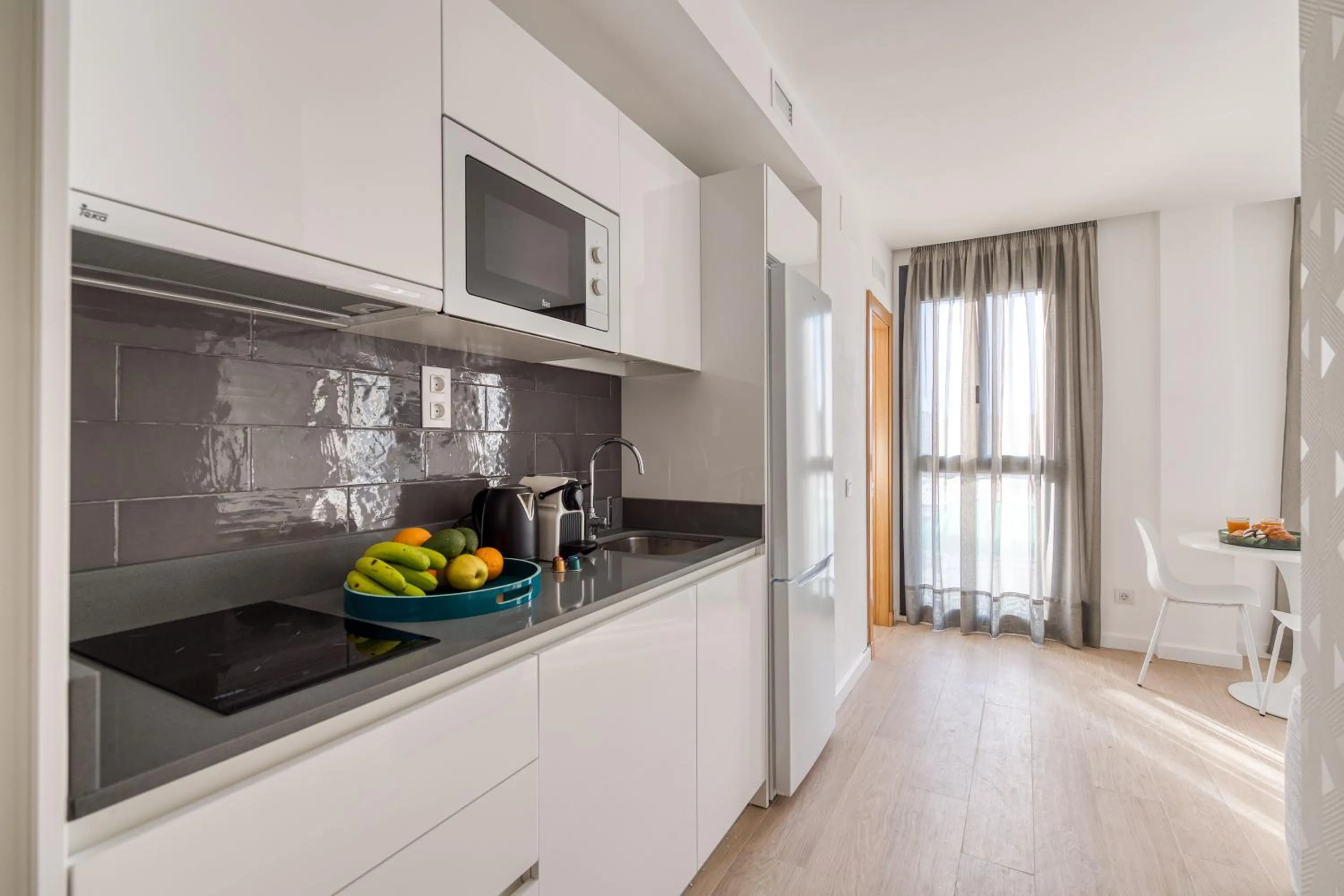 Kitchen or kitchenette in Beach Hotel Alfredo