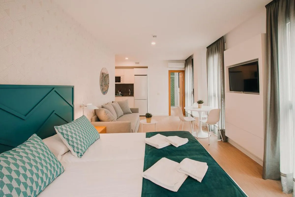 Bed in Beach Hotel Alfredo