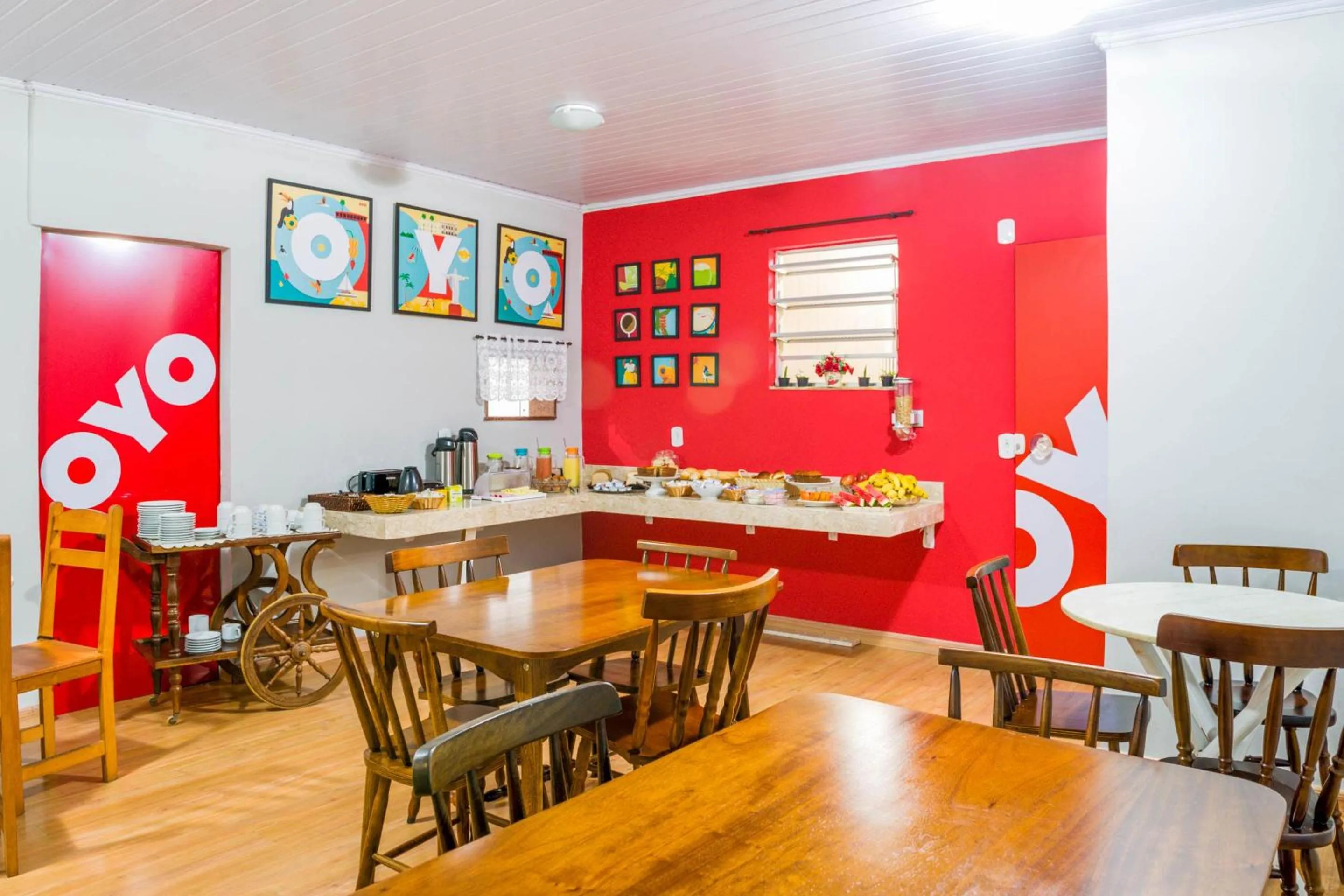 Restaurant/places to eat in OYO Hotel Lindoia, Petropolis