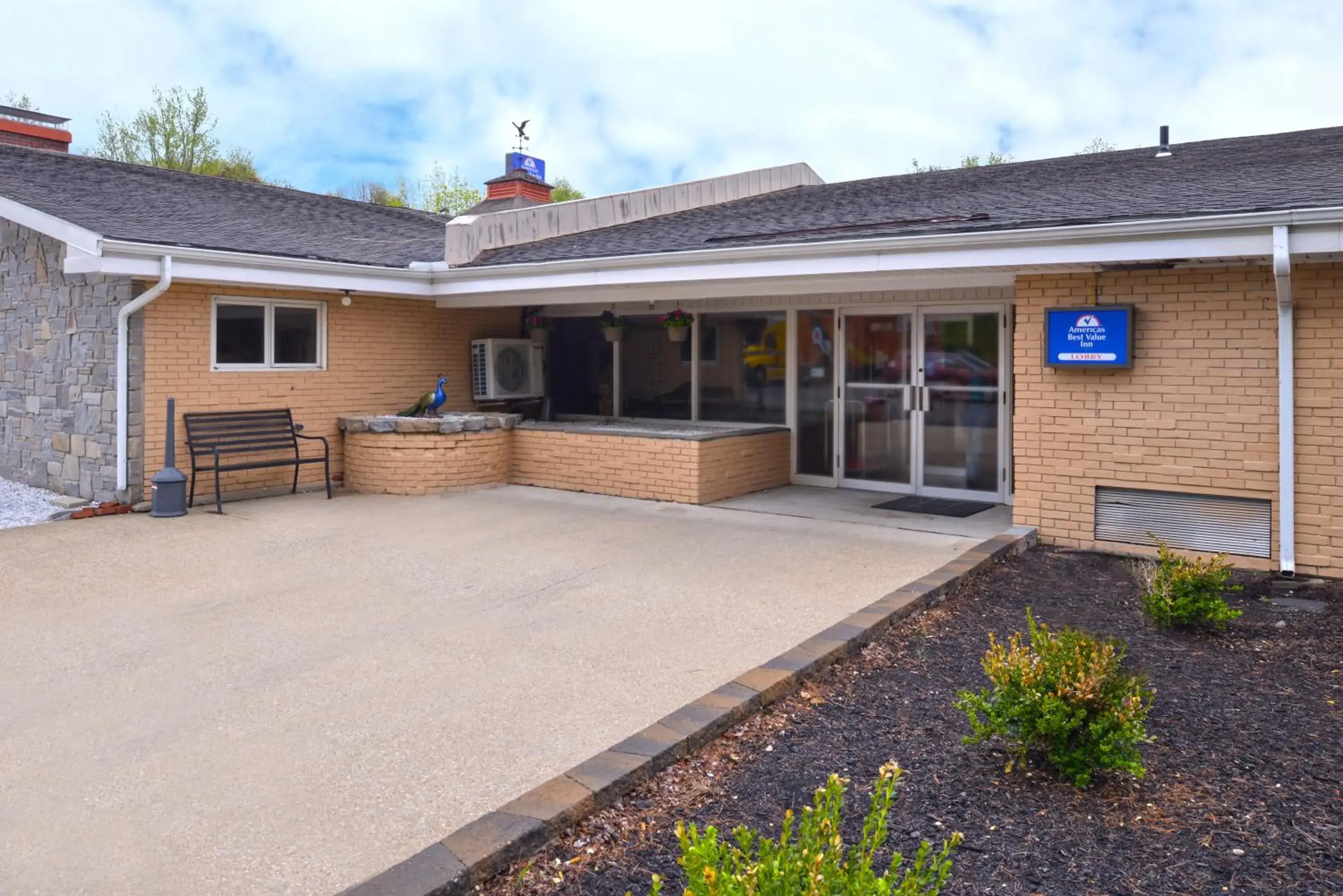 Motel 6 Putnam CT Motel 6 Putnam CT