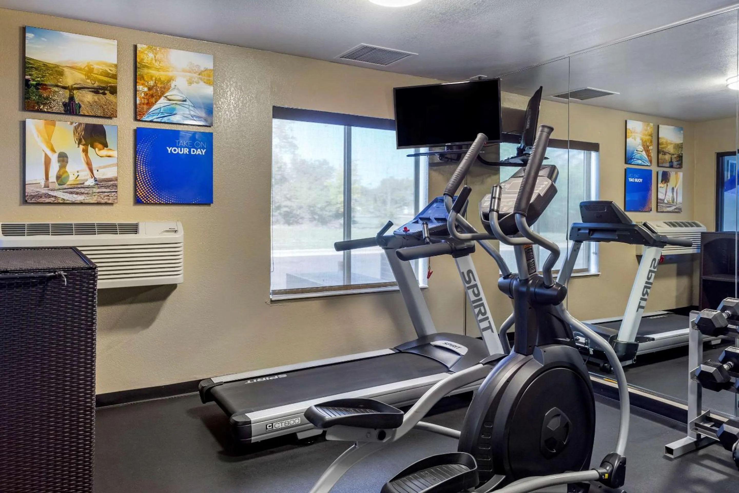 Fitness centre/facilities in Comfort Inn & Suites North Aurora - Naperville
