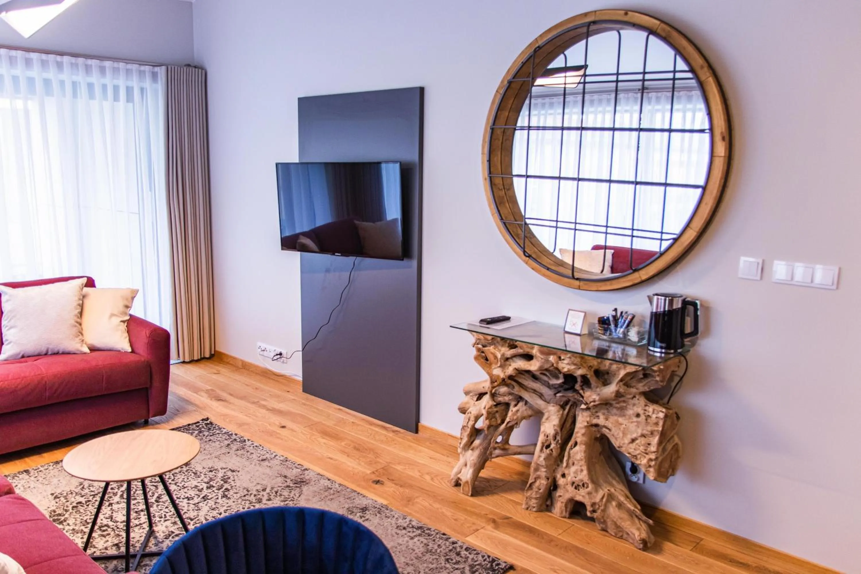 TV and multimedia in Aparthotel Inspire Miodova Residence