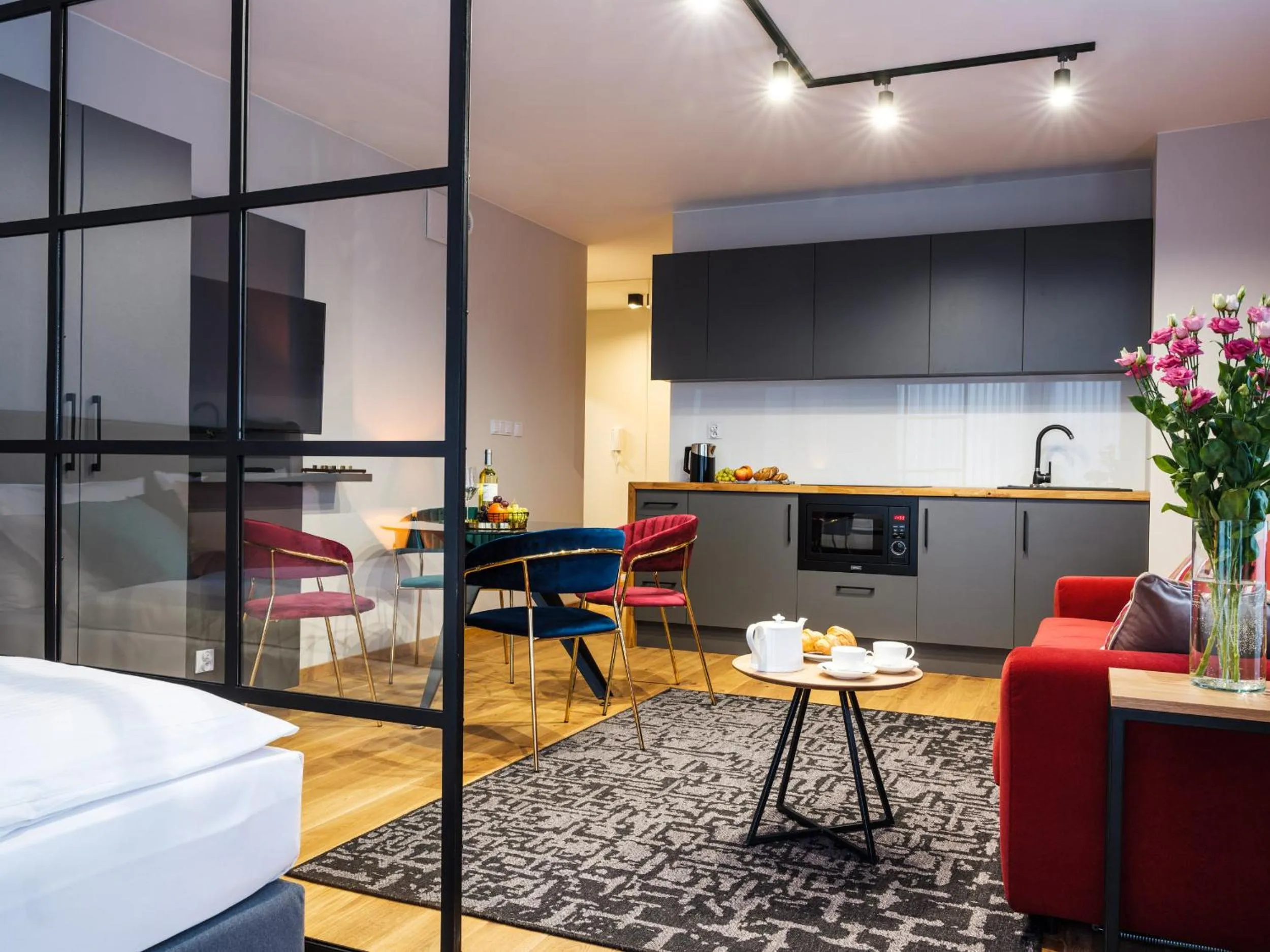 Kitchen or kitchenette, Bed in Aparthotel Inspire Miodova Residence