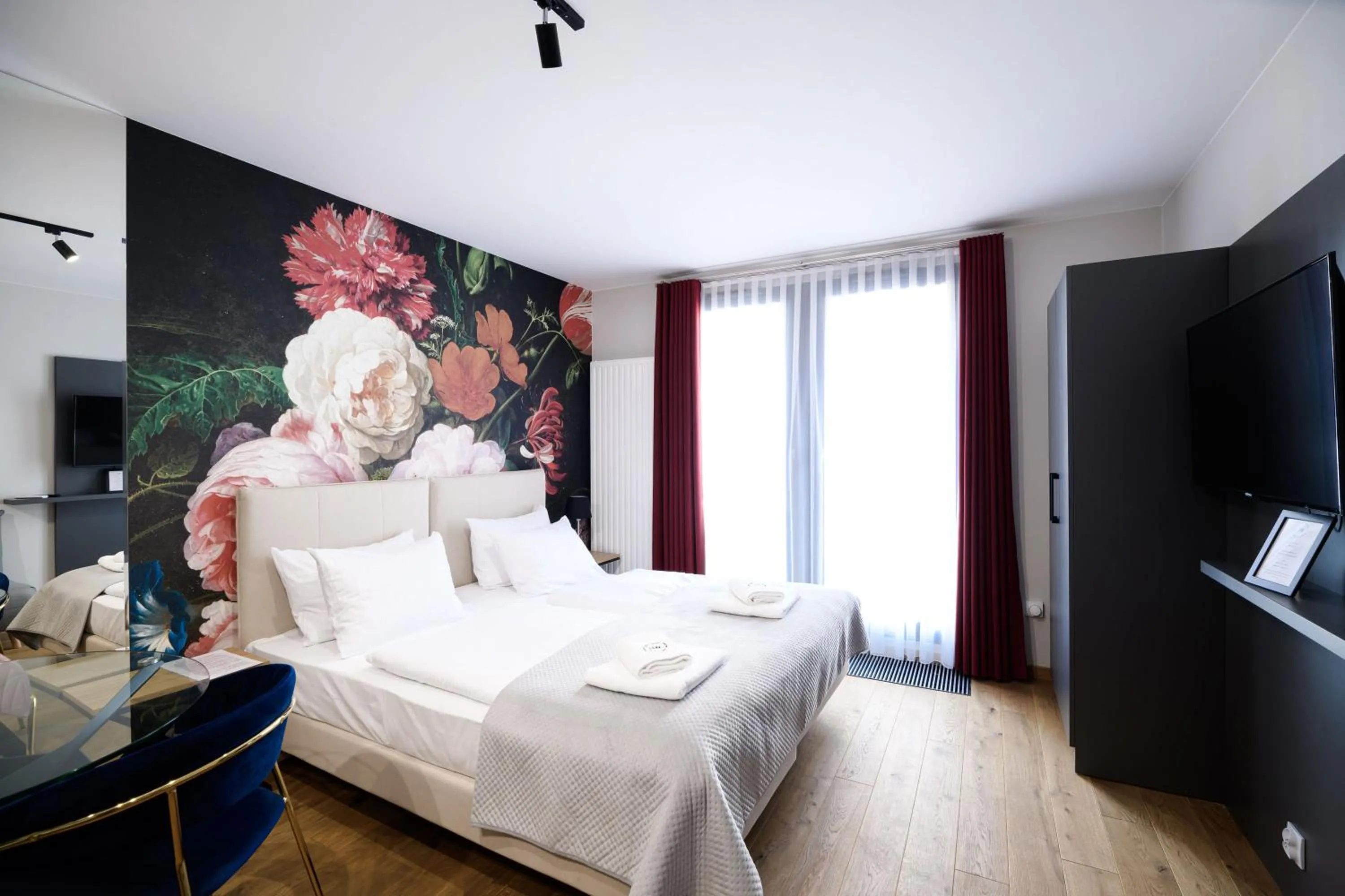 Bed in Aparthotel Inspire Miodova Residence