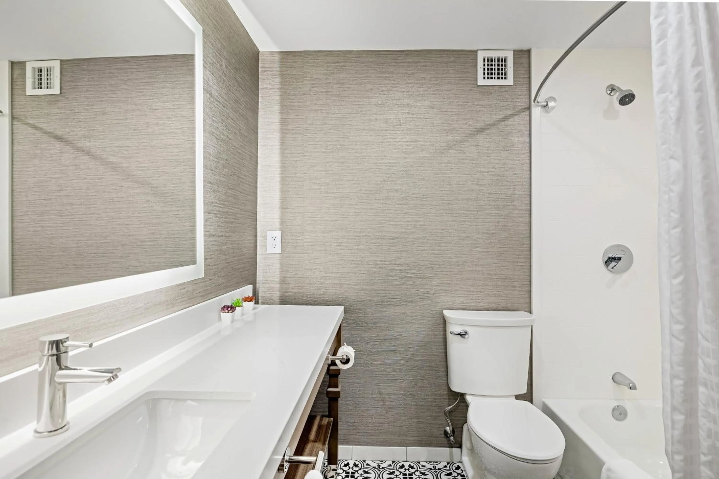 John Carver Inn & Spa