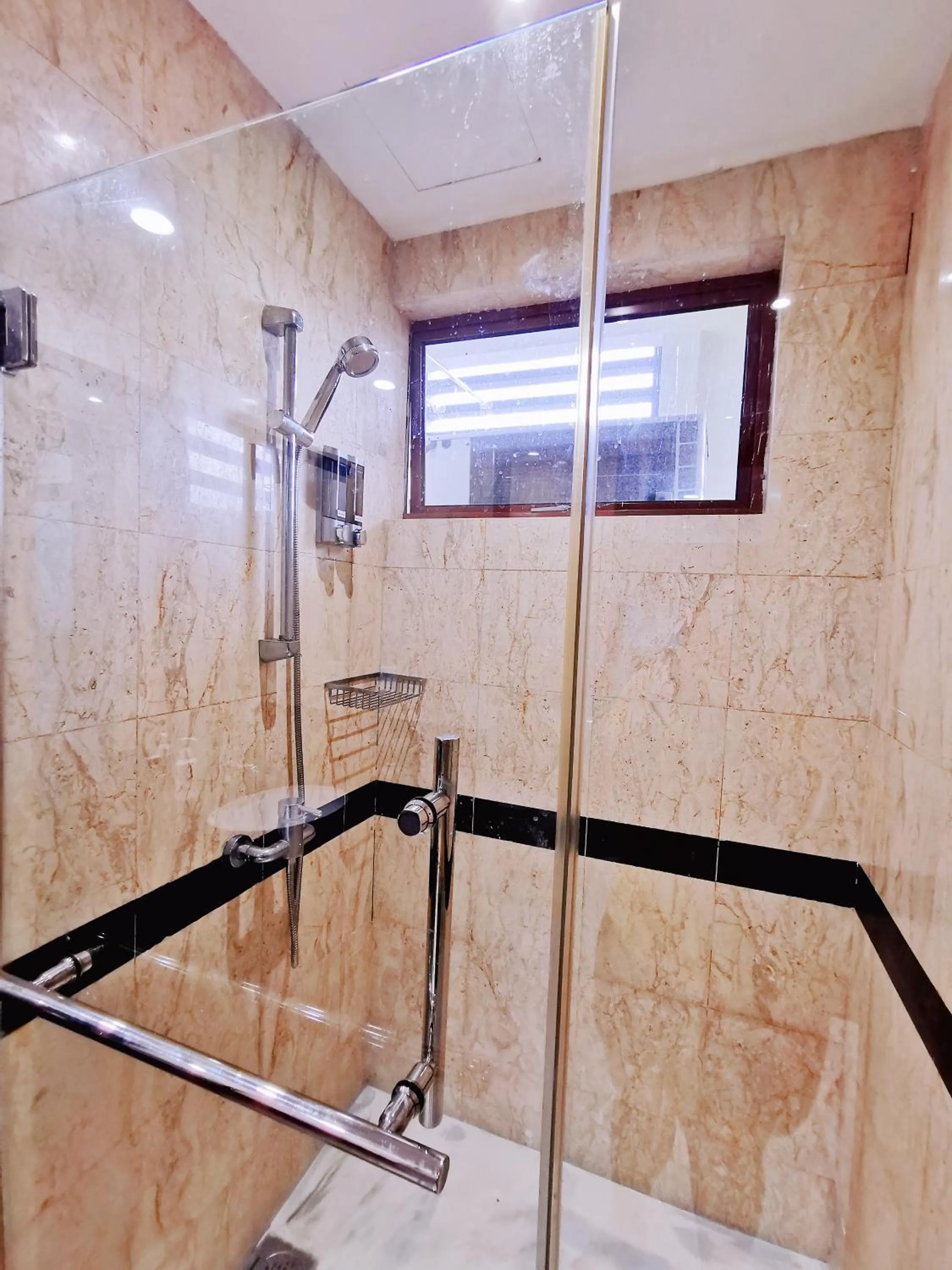 Shower in 【Amazing】Pool View 2BR Suite @ Pulai Springs Resort