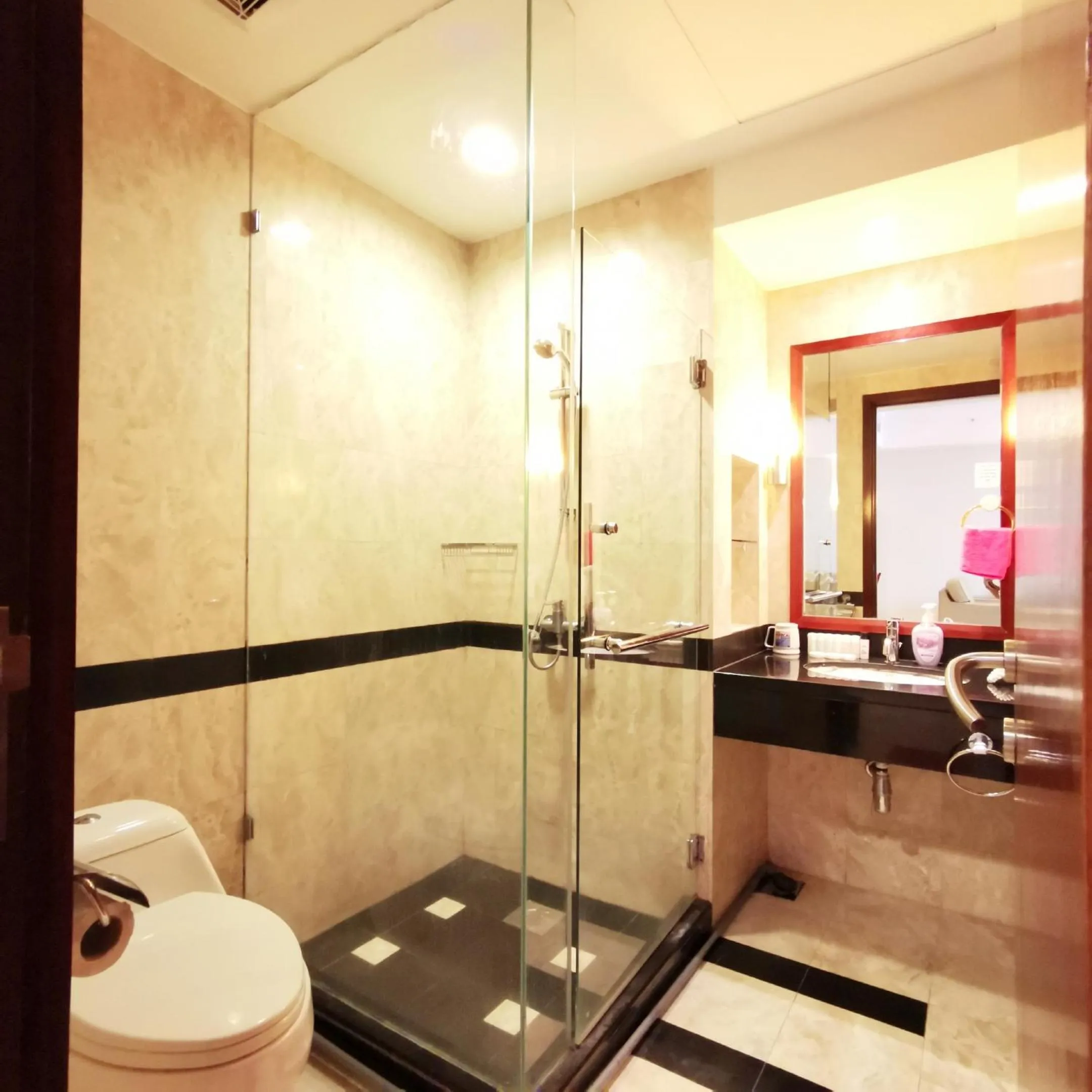 Bathroom in 【Amazing】Pool View 2BR Suite @ Pulai Springs Resort