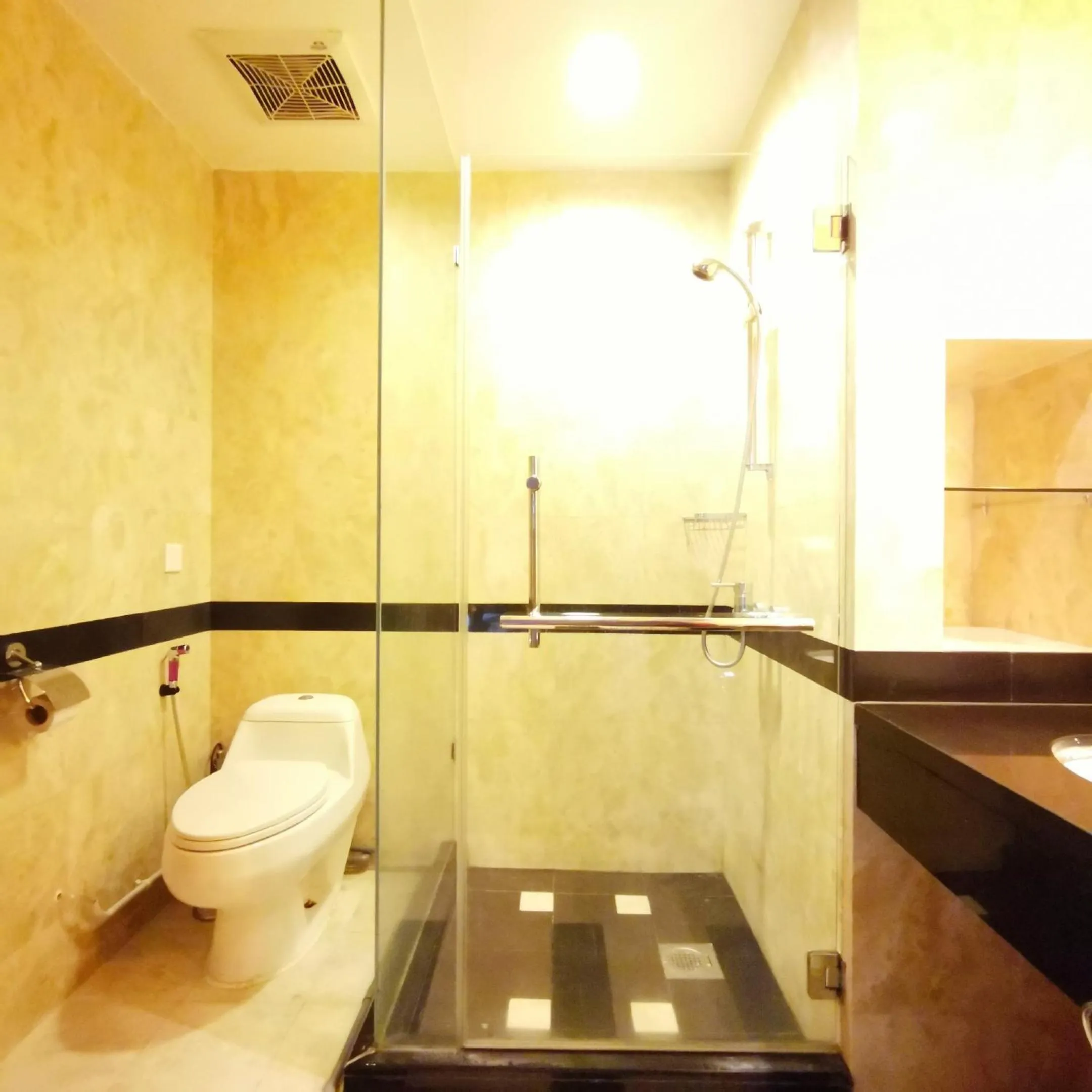 Bathroom in 【Amazing】Pool View 2BR Suite @ Pulai Springs Resort